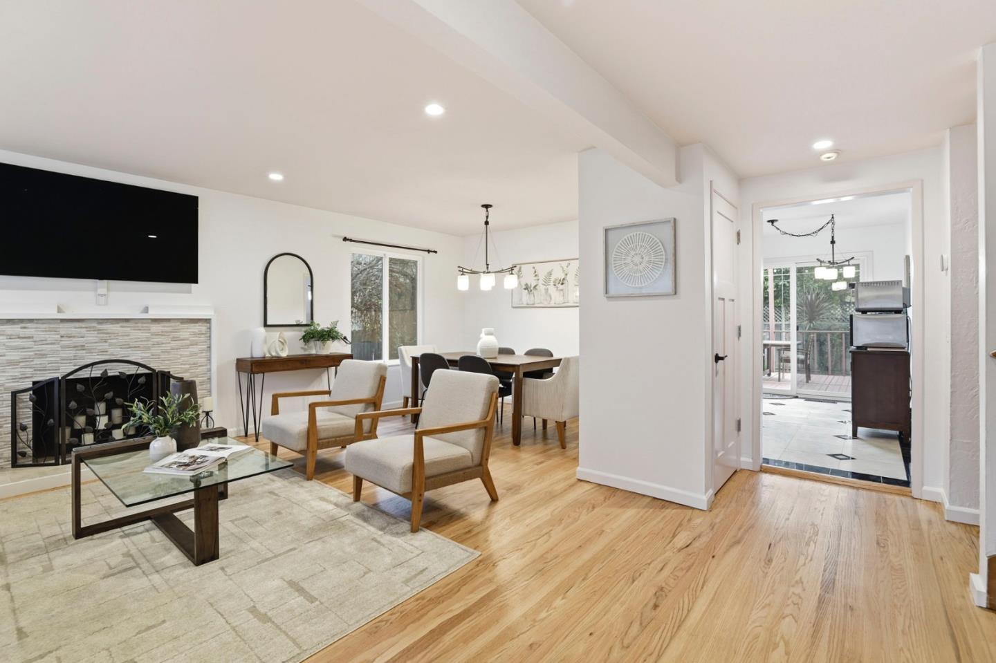 Detail Gallery Image 5 of 41 For 91 Cappy Ct, San Jose,  CA 95111 - 3 Beds | 2/1 Baths