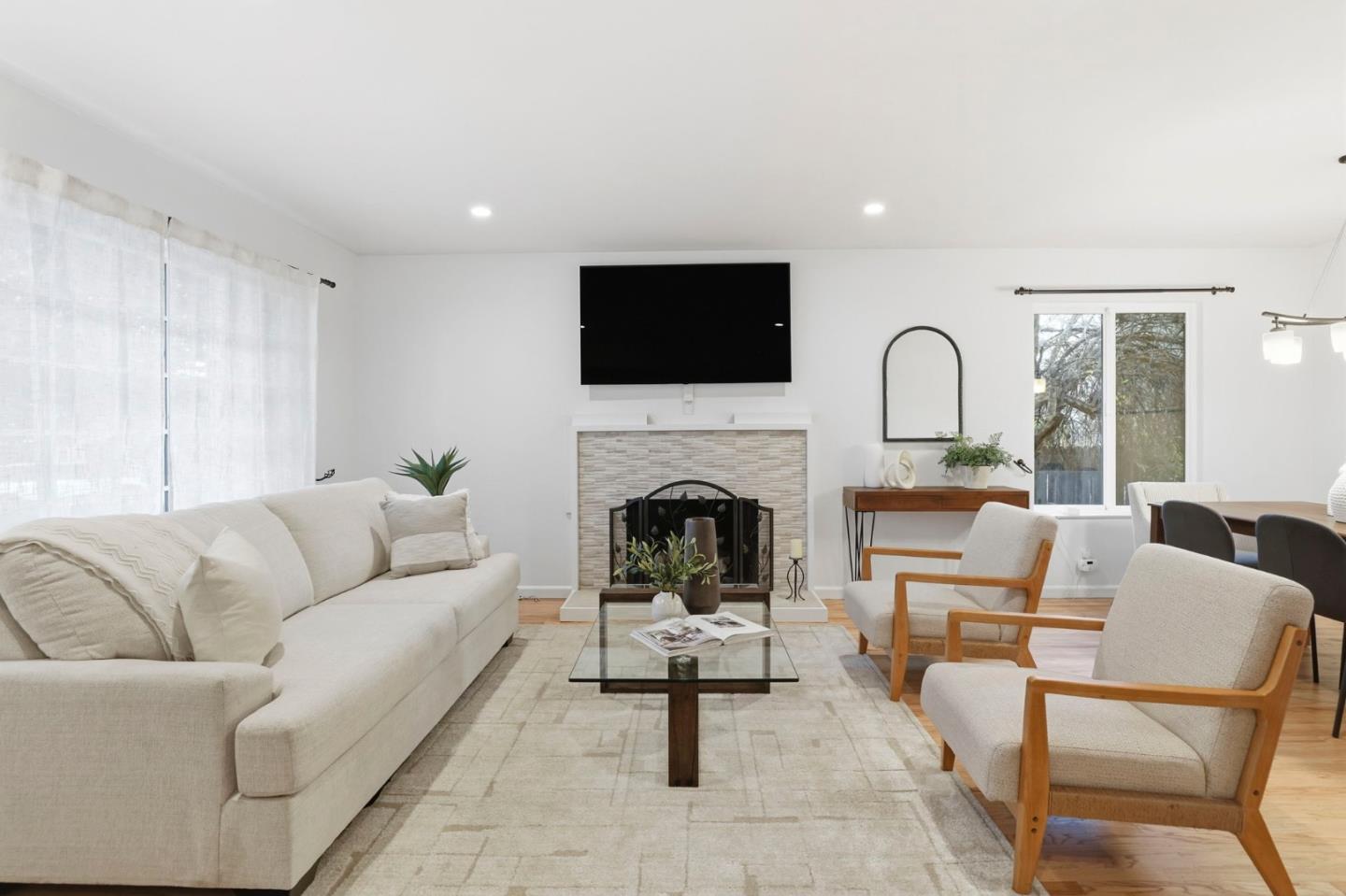 Detail Gallery Image 6 of 41 For 91 Cappy Ct, San Jose,  CA 95111 - 3 Beds | 2/1 Baths