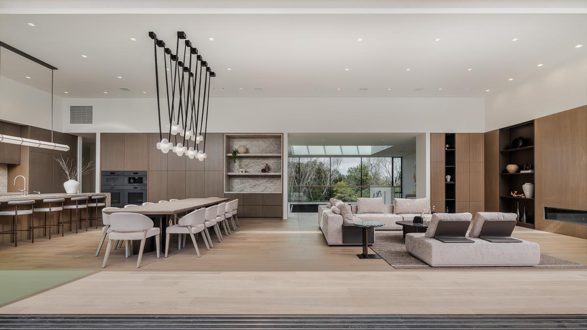 Detail Gallery Image 10 of 62 For 100 New Place Rd, Hillsborough,  CA 94010 - 9 Beds | 9/1 Baths