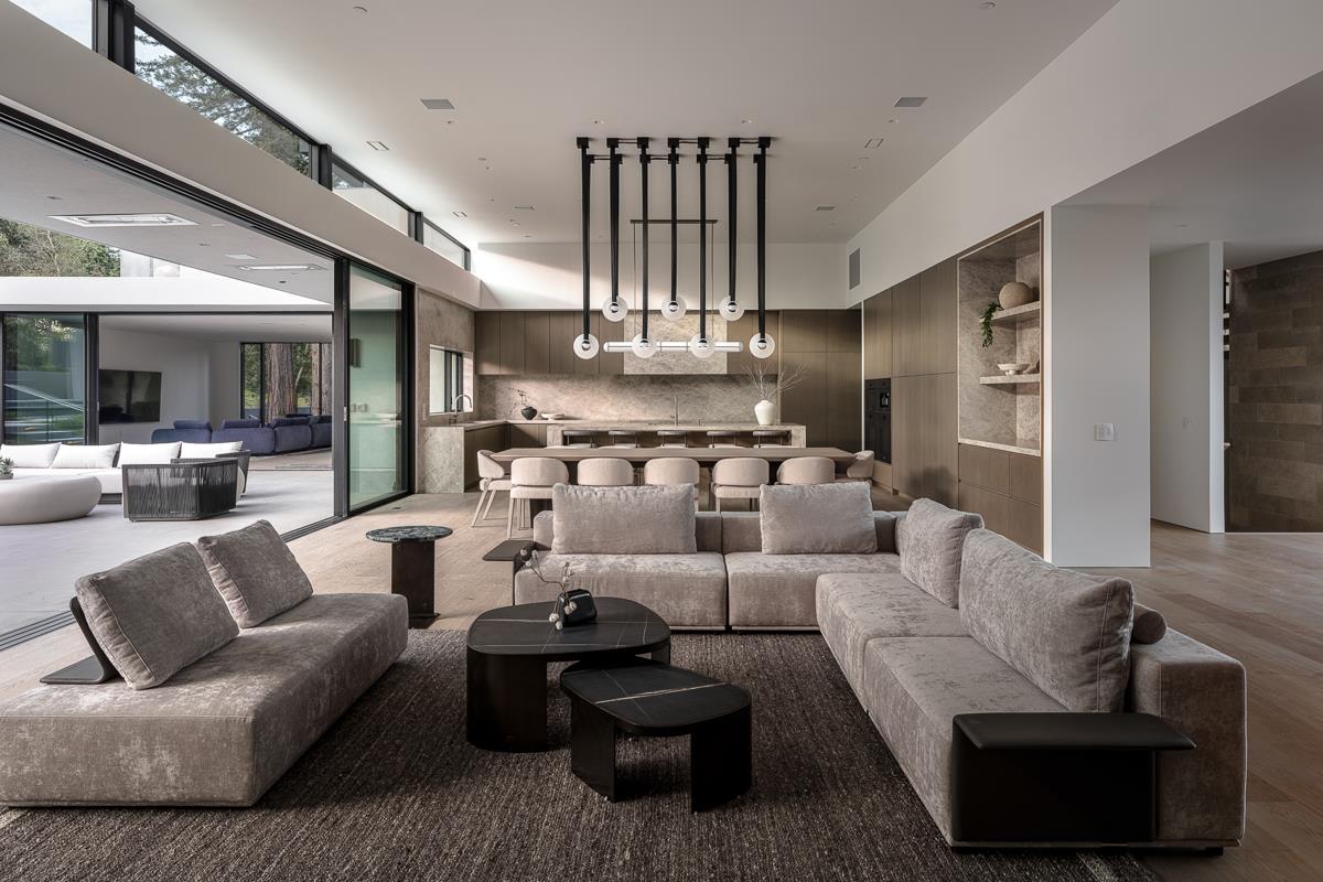 Detail Gallery Image 11 of 62 For 100 New Place Rd, Hillsborough,  CA 94010 - 9 Beds | 9/1 Baths