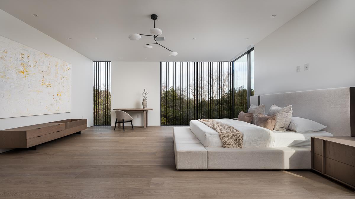 Detail Gallery Image 18 of 62 For 100 New Place Rd, Hillsborough,  CA 94010 - 9 Beds | 9/1 Baths