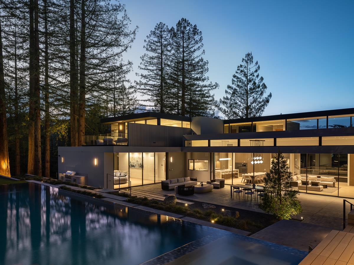 Detail Gallery Image 62 of 62 For 100 New Place Rd, Hillsborough,  CA 94010 - 9 Beds | 9/1 Baths