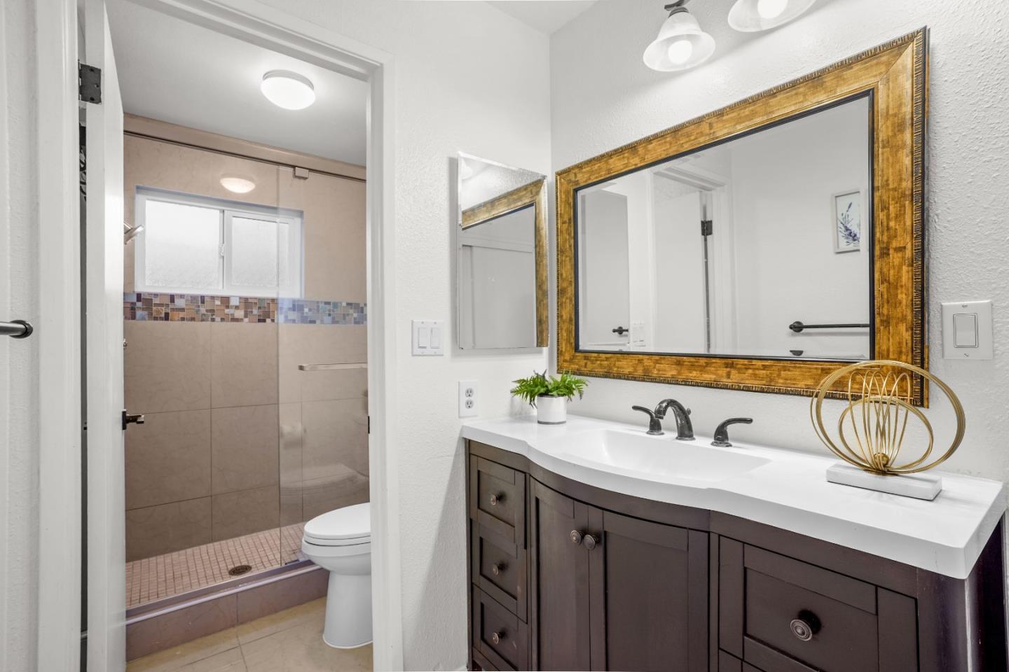 Detail Gallery Image 24 of 38 For 2320 Lido Circle, Stockton,  CA 95207 - 3 Beds | 2 Baths