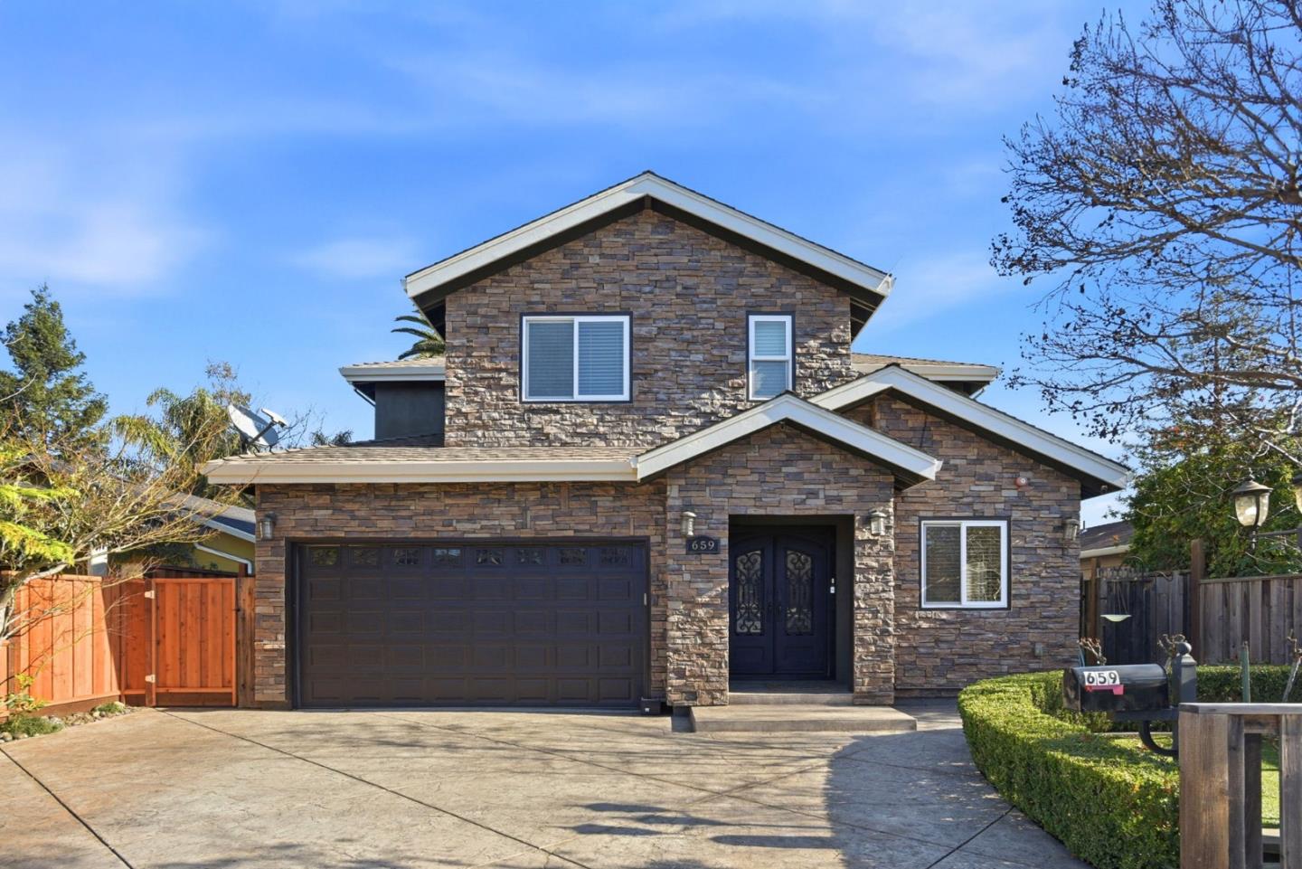 Front Image Thumbnail for ML82033670