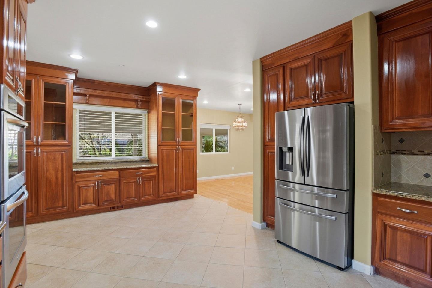 Detail Gallery Image 20 of 54 For 659 Upton St, Redwood City,  CA 94061 - 4 Beds | 4/1 Baths