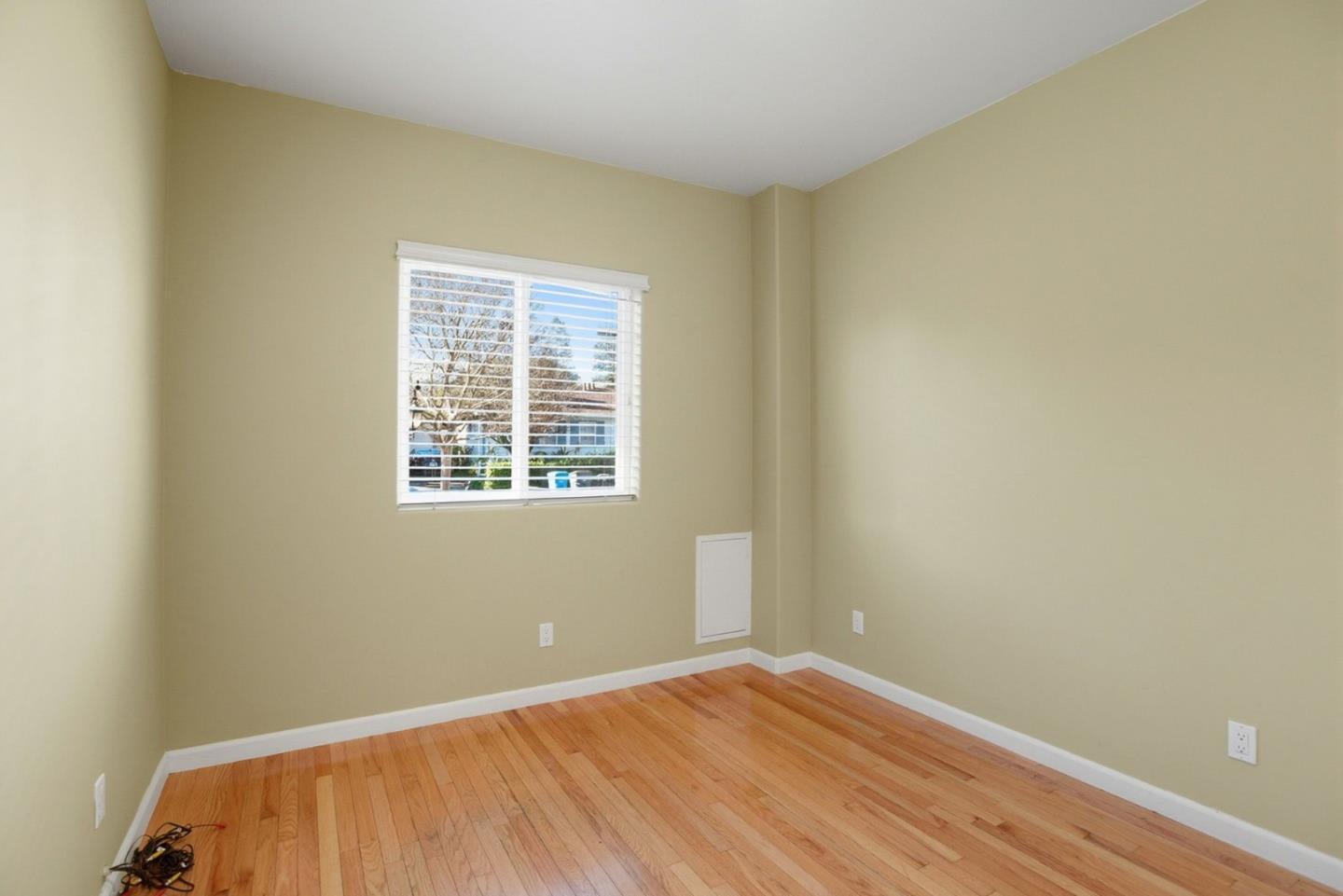 Detail Gallery Image 24 of 54 For 659 Upton St, Redwood City,  CA 94061 - 4 Beds | 4/1 Baths