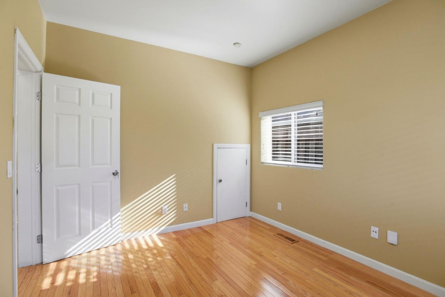 Detail Gallery Image 25 of 54 For 659 Upton St, Redwood City,  CA 94061 - 4 Beds | 4/1 Baths