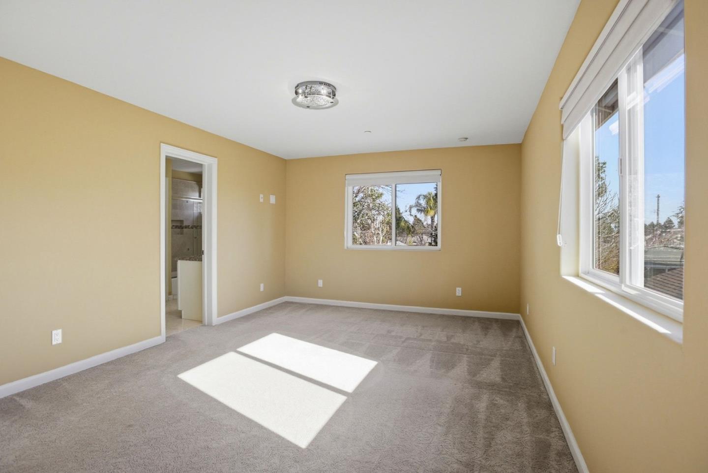 Detail Gallery Image 27 of 54 For 659 Upton St, Redwood City,  CA 94061 - 4 Beds | 4/1 Baths