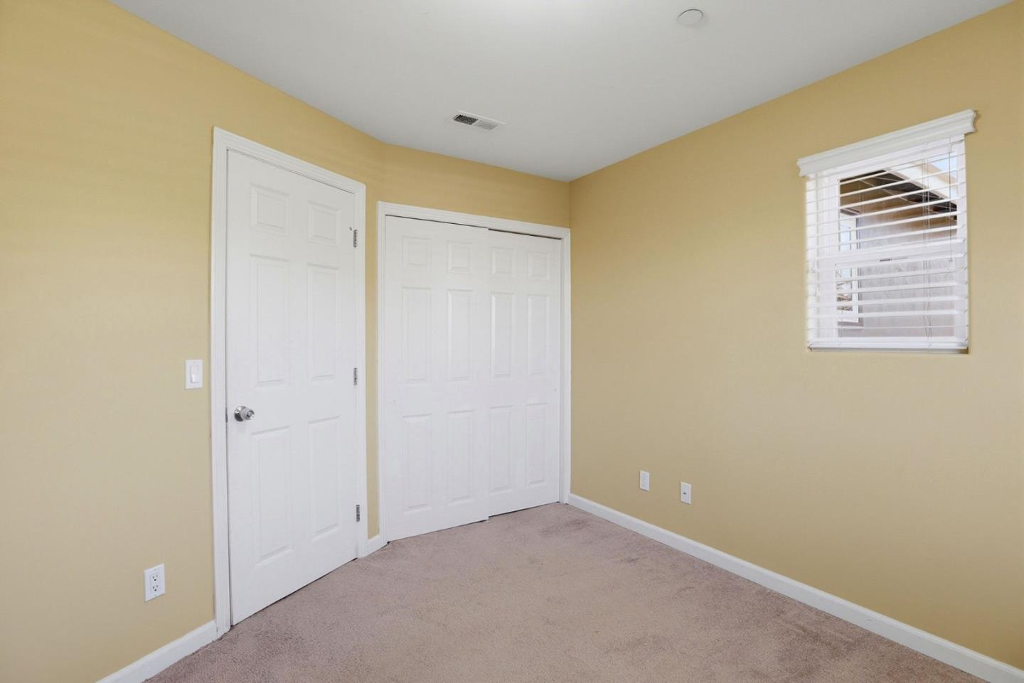 Detail Gallery Image 32 of 54 For 659 Upton St, Redwood City,  CA 94061 - 4 Beds | 4/1 Baths