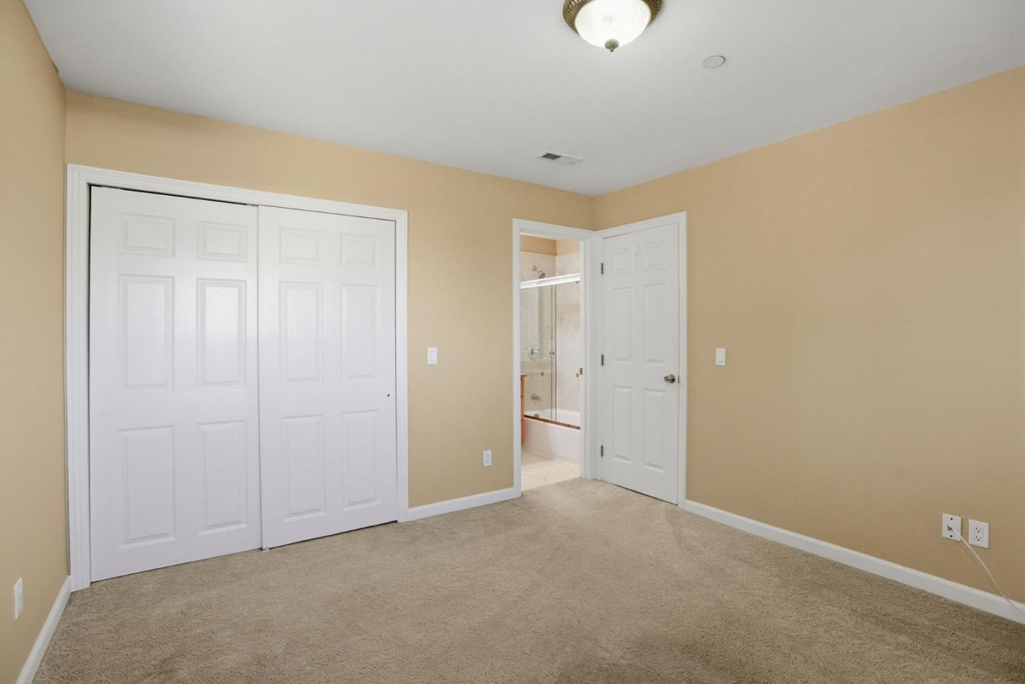 Detail Gallery Image 35 of 54 For 659 Upton St, Redwood City,  CA 94061 - 4 Beds | 4/1 Baths