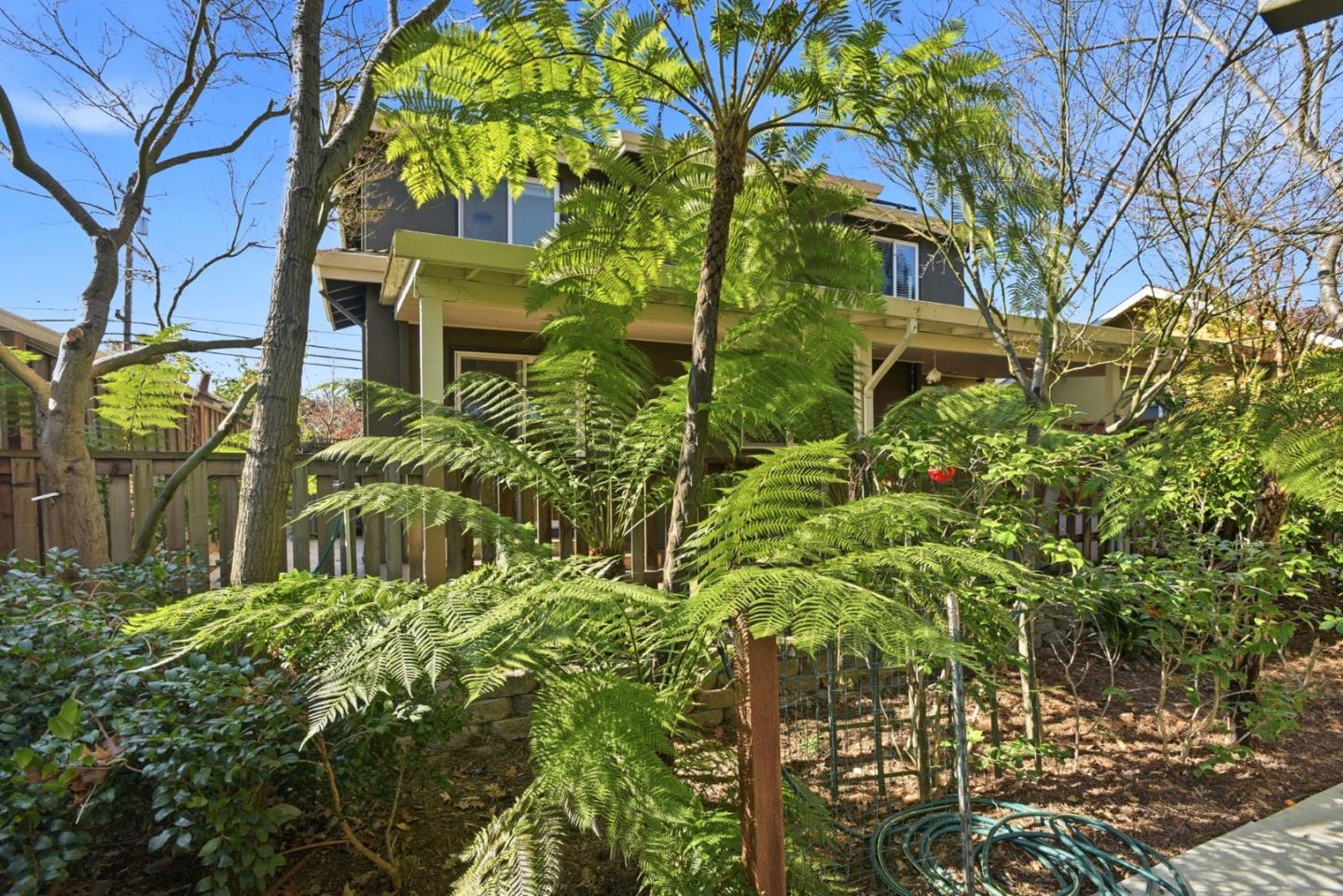 Detail Gallery Image 54 of 54 For 659 Upton St, Redwood City,  CA 94061 - 4 Beds | 4/1 Baths