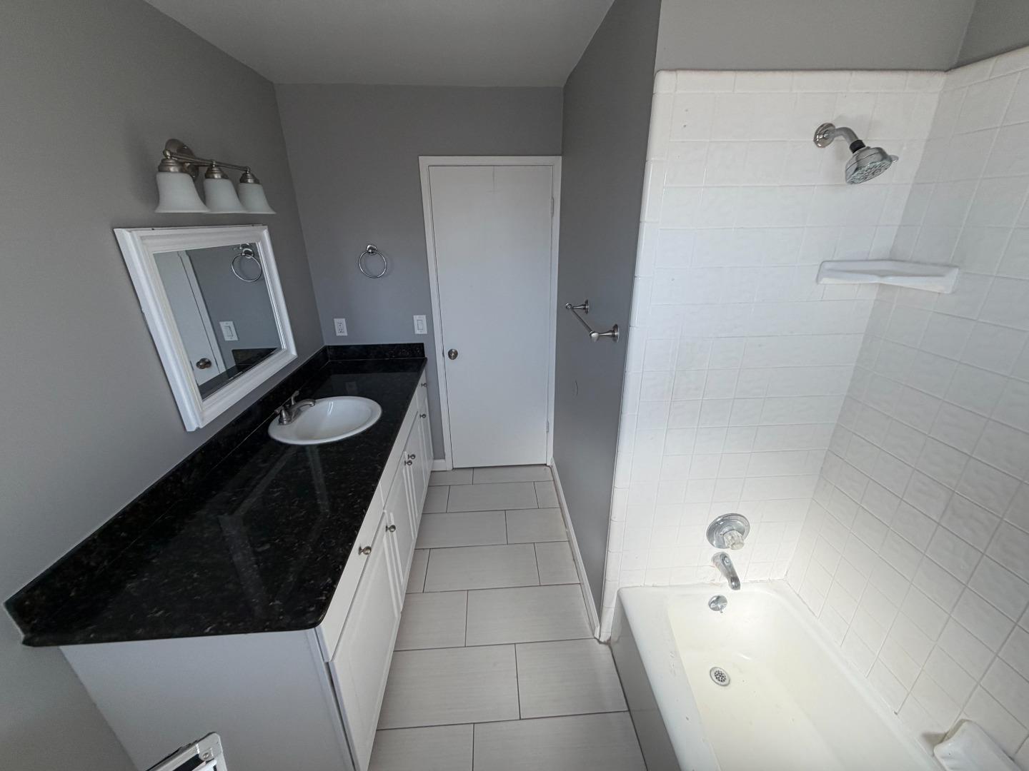 Detail Gallery Image 16 of 20 For 744 Atherton Cir, Salinas,  CA 93906 - 3 Beds | 2 Baths