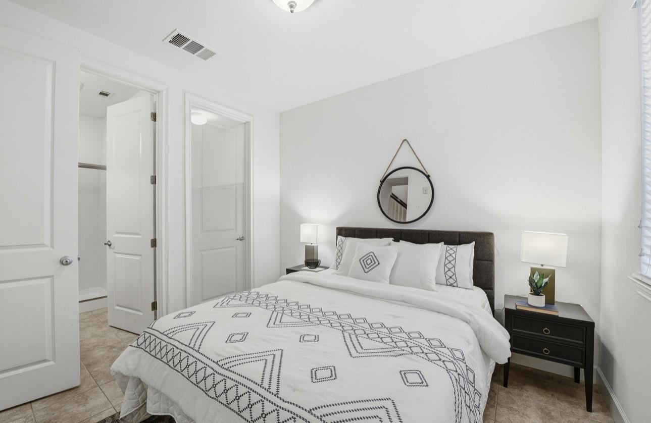 Detail Gallery Image 25 of 37 For 1053 El Capitan Ter, Sunnyvale,  CA 94085 - 3 Beds | 3 Baths