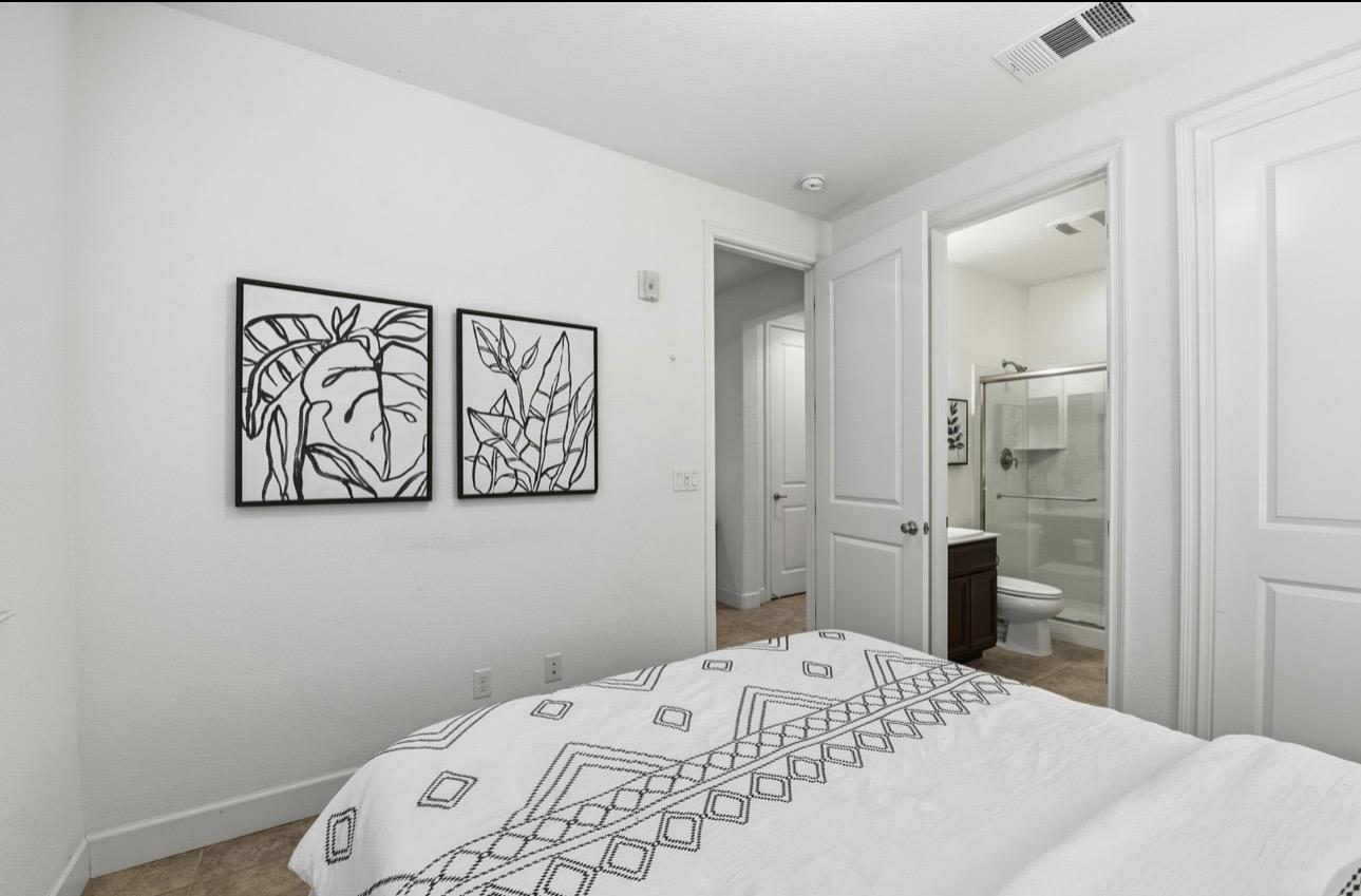 Detail Gallery Image 26 of 37 For 1053 El Capitan Ter, Sunnyvale,  CA 94085 - 3 Beds | 3 Baths