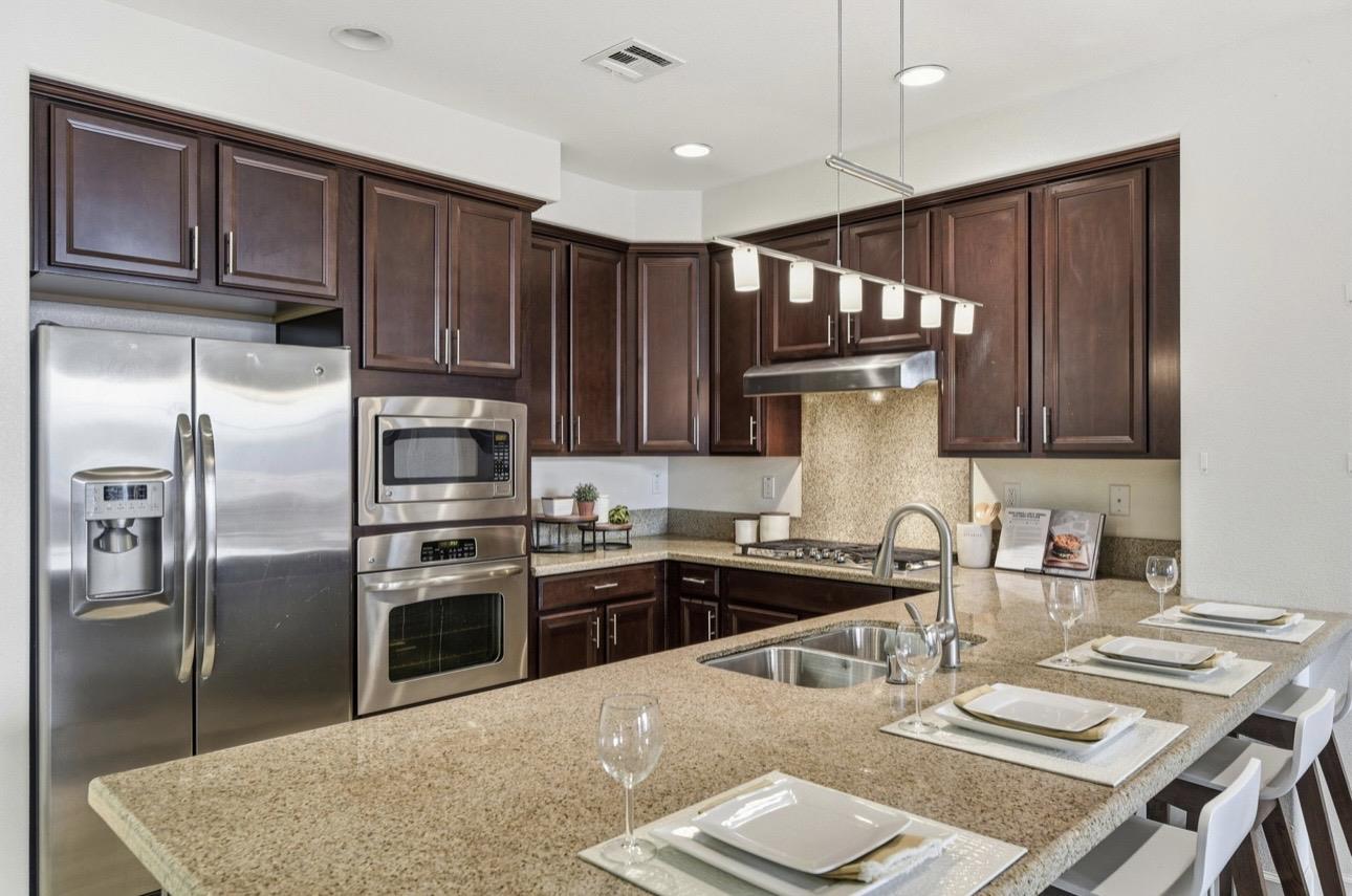 Detail Gallery Image 9 of 37 For 1053 El Capitan Ter, Sunnyvale,  CA 94085 - 3 Beds | 3 Baths