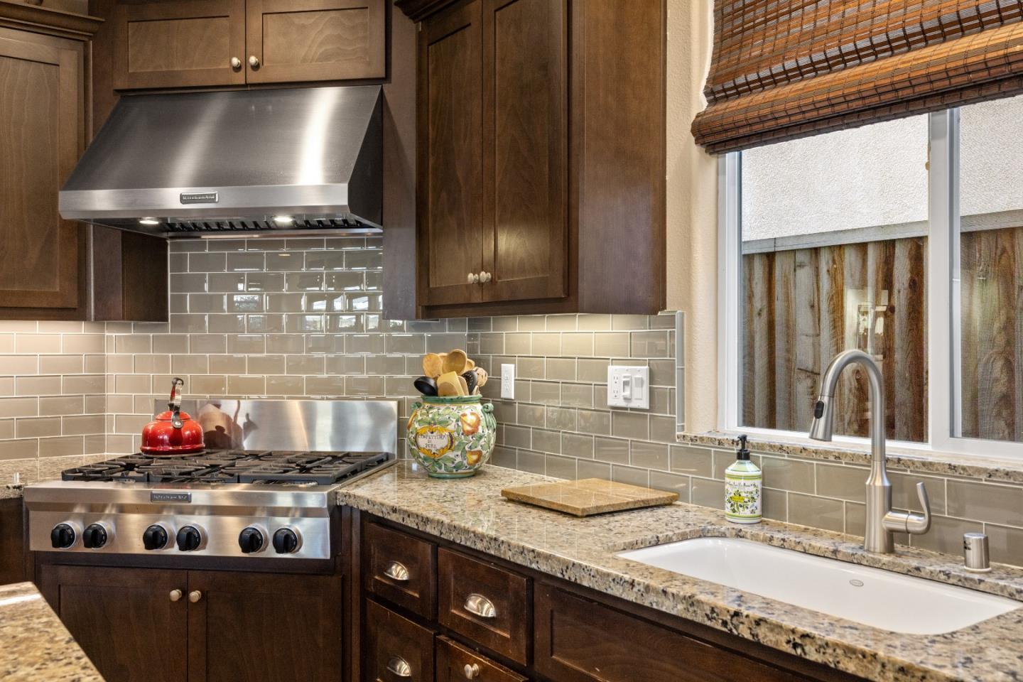 Detail Gallery Image 13 of 44 For 16410 E Garrison Dr, Marina,  CA 93933 - 3 Beds | 2/1 Baths