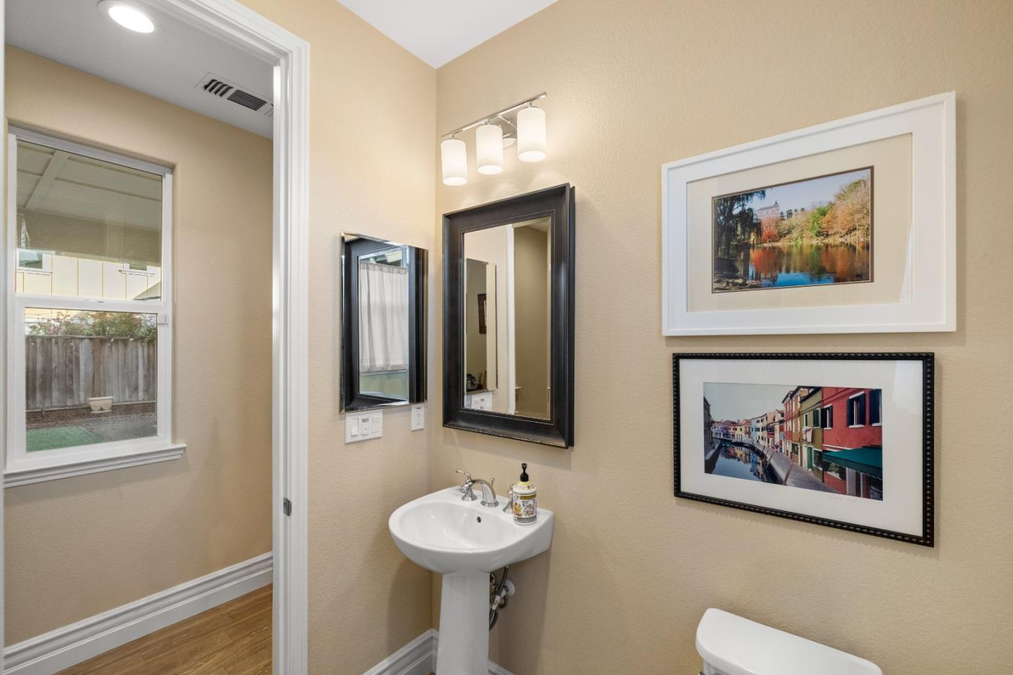 Detail Gallery Image 17 of 44 For 16410 E Garrison Dr, Marina,  CA 93933 - 3 Beds | 2/1 Baths