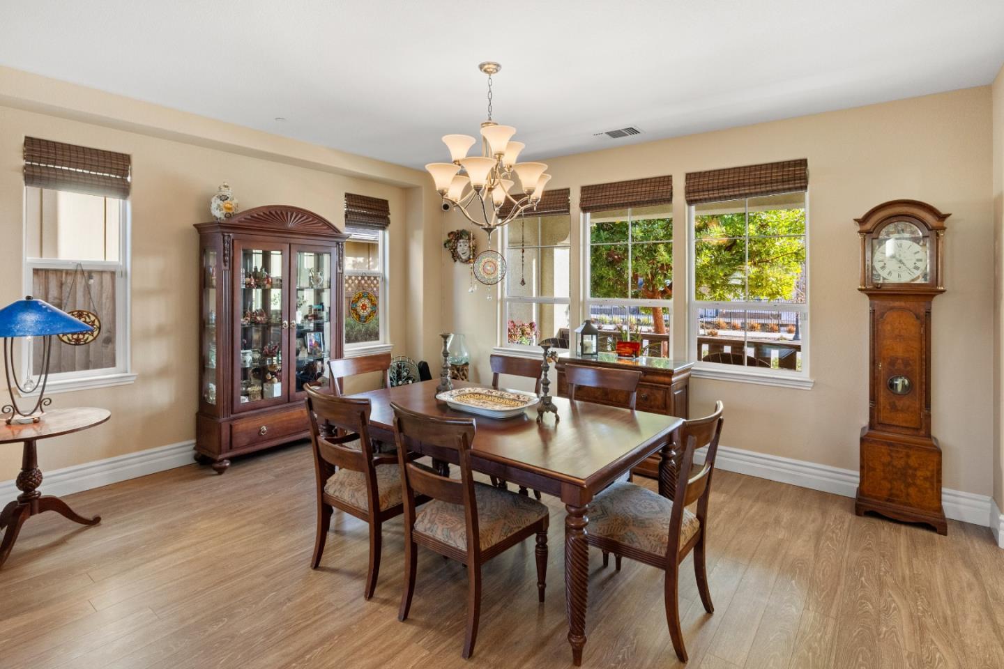 Detail Gallery Image 7 of 44 For 16410 E Garrison Dr, Marina,  CA 93933 - 3 Beds | 2/1 Baths