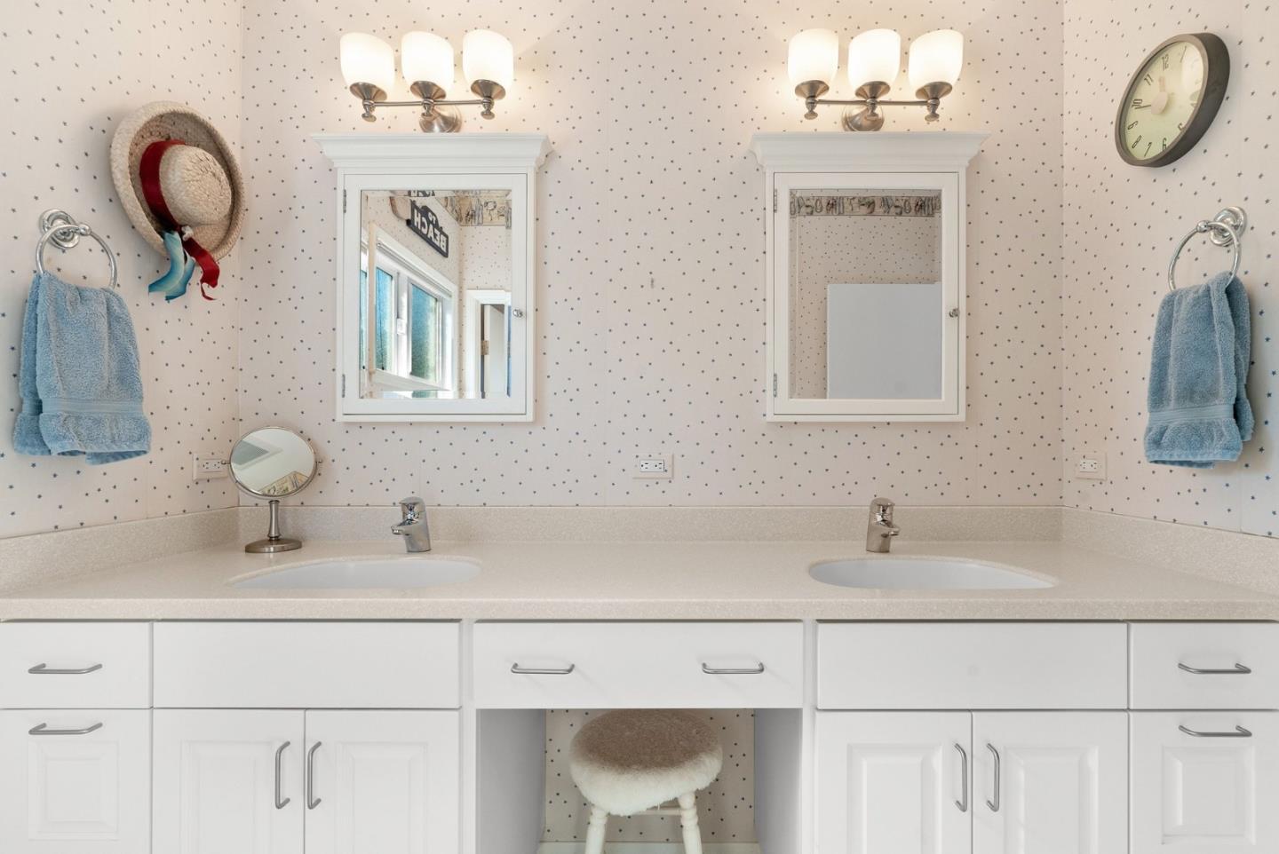 Detail Gallery Image 18 of 44 For 522 Spruce St, Aptos,  CA 95003 - 2 Beds | 2 Baths