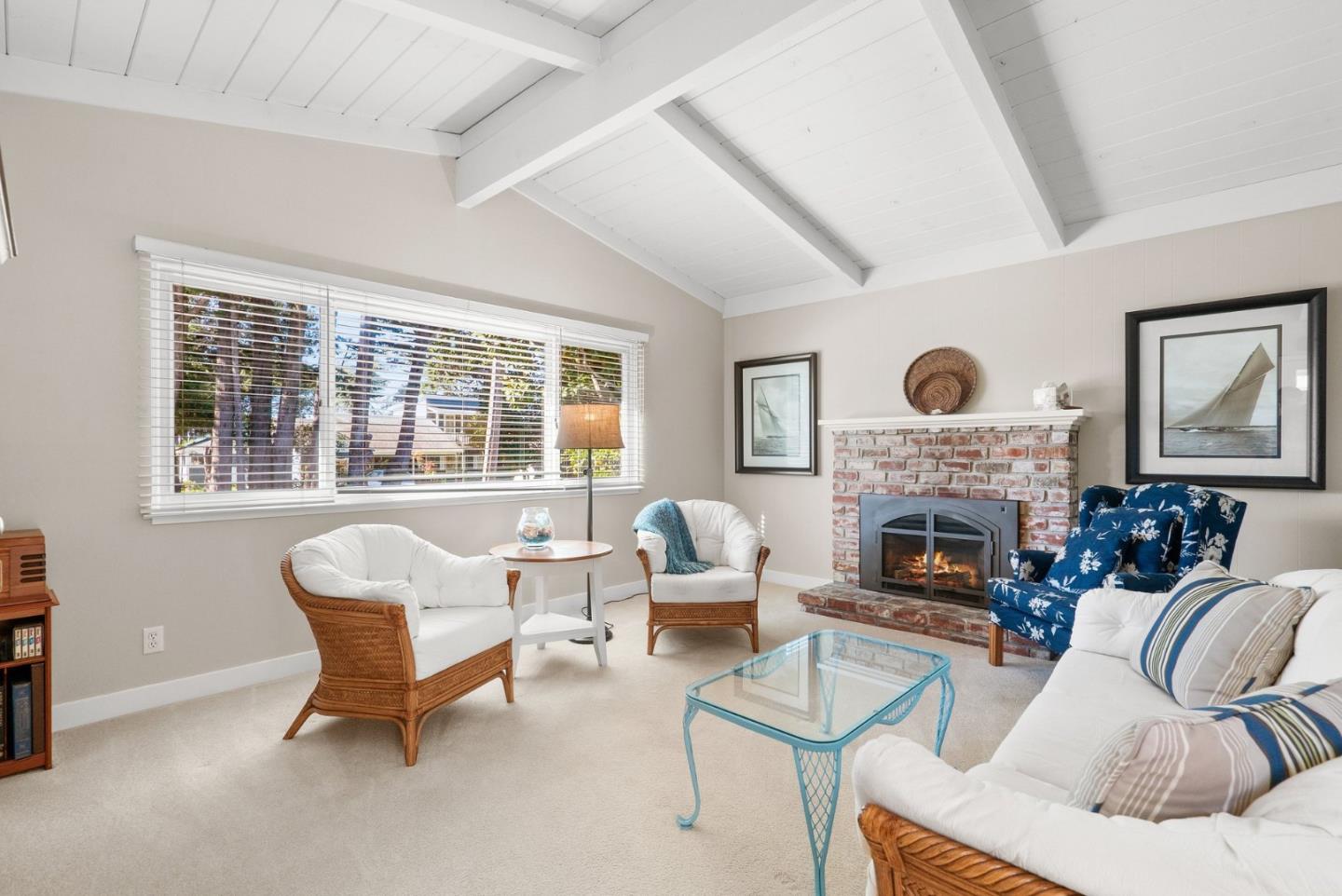Detail Gallery Image 2 of 44 For 522 Spruce St, Aptos,  CA 95003 - 2 Beds | 2 Baths