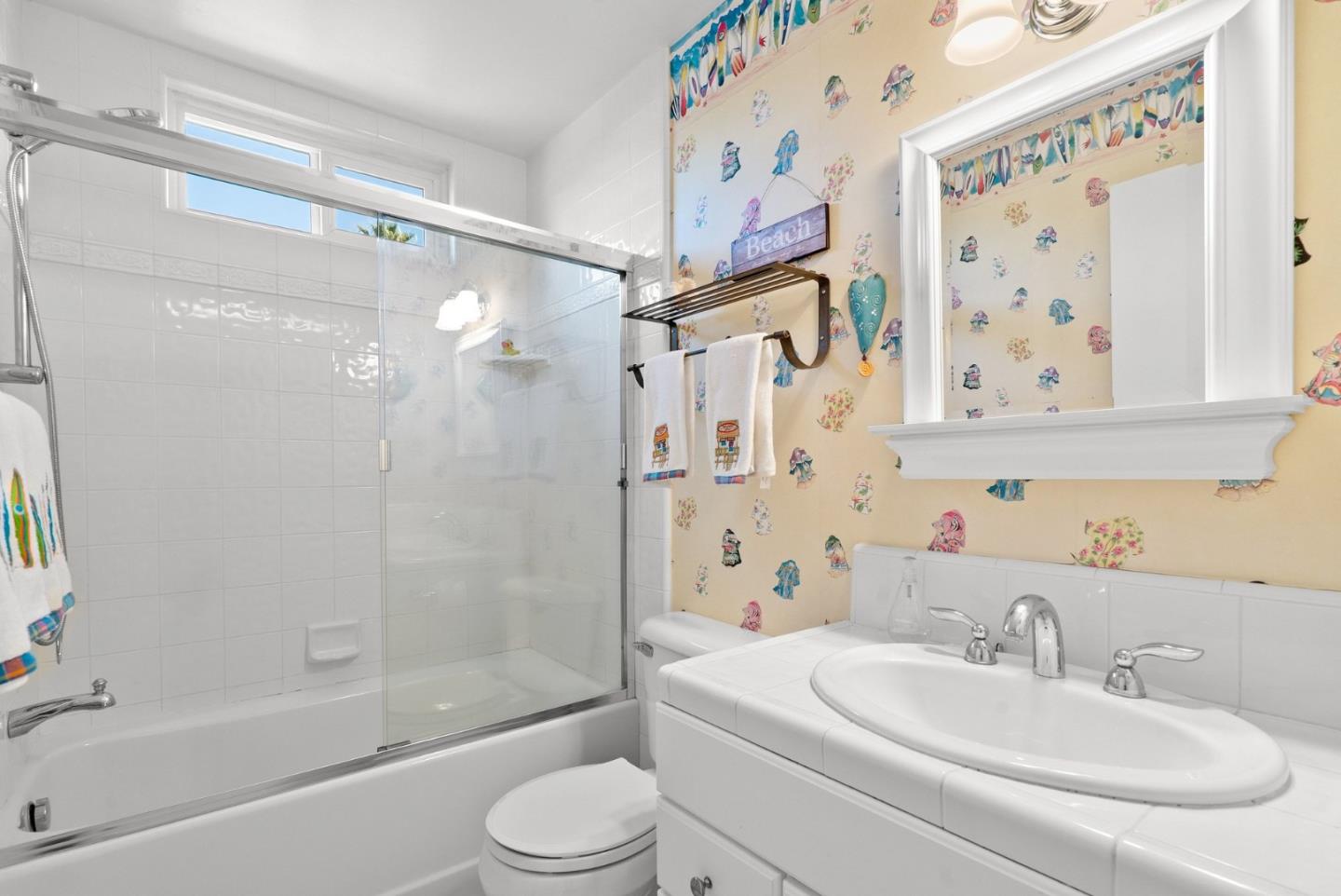 Detail Gallery Image 23 of 44 For 522 Spruce St, Aptos,  CA 95003 - 2 Beds | 2 Baths