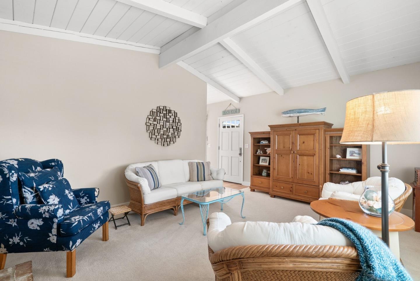Detail Gallery Image 5 of 44 For 522 Spruce St, Aptos,  CA 95003 - 2 Beds | 2 Baths