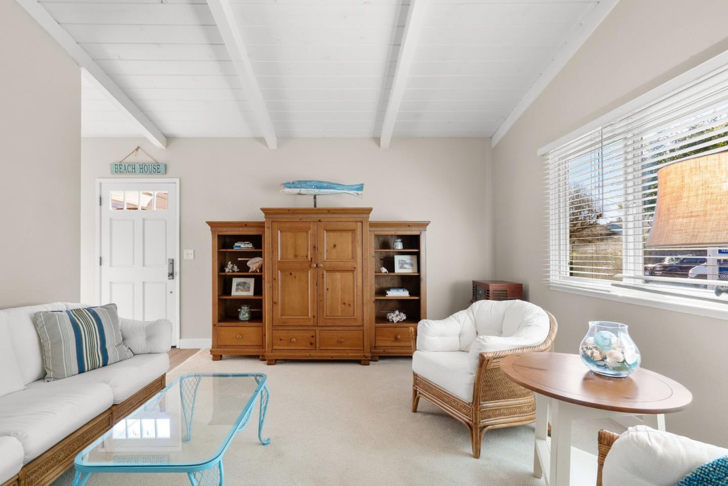 Detail Gallery Image 6 of 44 For 522 Spruce St, Aptos,  CA 95003 - 2 Beds | 2 Baths