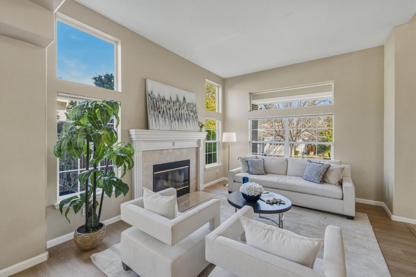 Detail Gallery Image 11 of 68 For 102 Forest Hill Dr, Clayton,  CA 94517 - 5 Beds | 3 Baths