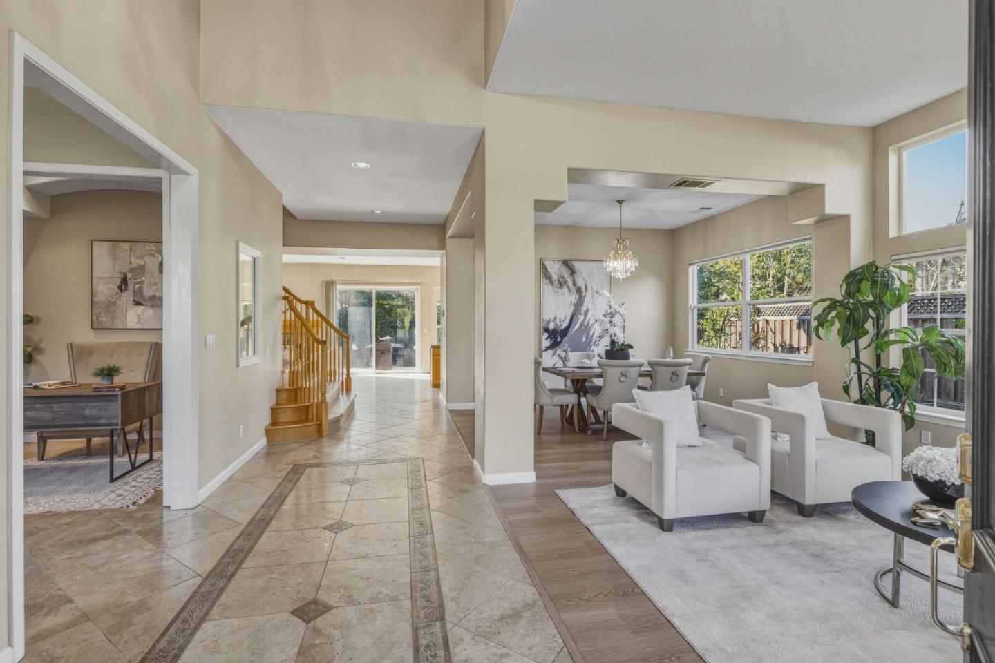 Detail Gallery Image 13 of 68 For 102 Forest Hill Dr, Clayton,  CA 94517 - 5 Beds | 3 Baths