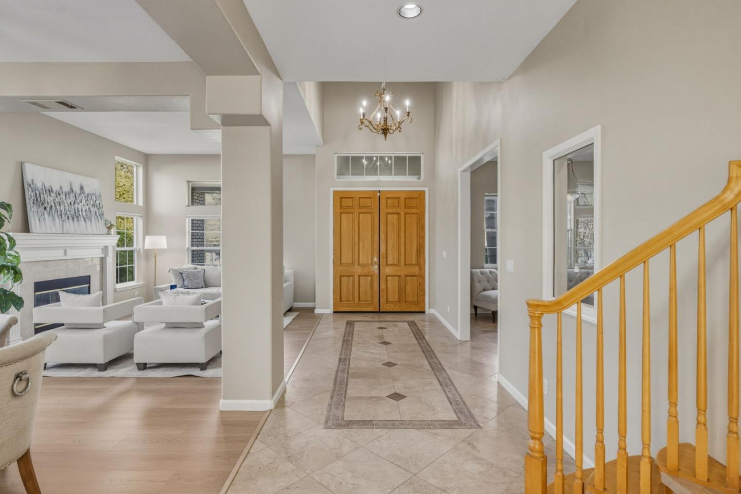 Detail Gallery Image 14 of 68 For 102 Forest Hill Dr, Clayton,  CA 94517 - 5 Beds | 3 Baths