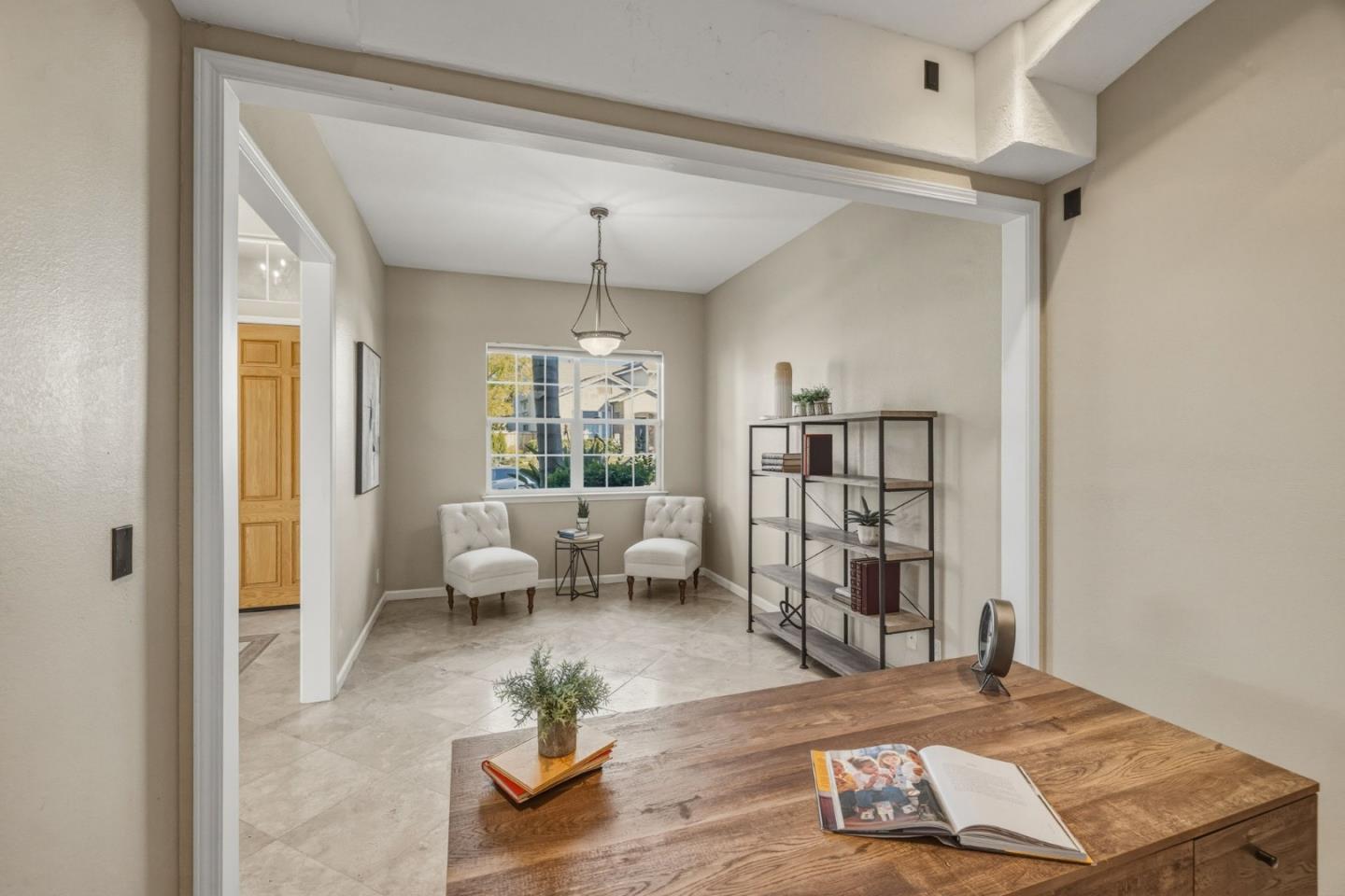 Detail Gallery Image 18 of 68 For 102 Forest Hill Dr, Clayton,  CA 94517 - 5 Beds | 3 Baths