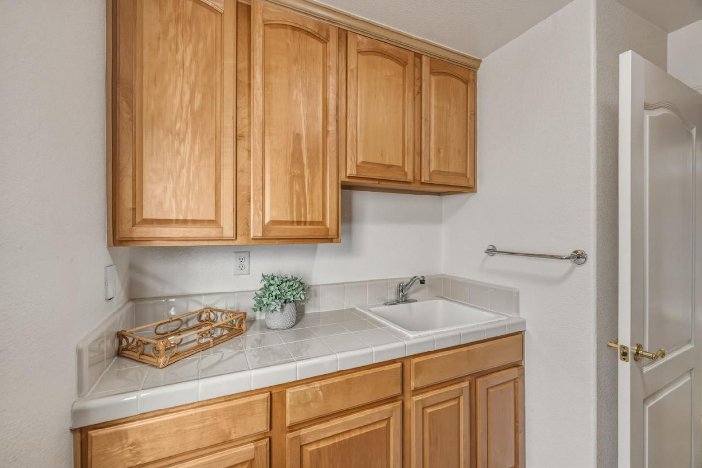 Detail Gallery Image 32 of 68 For 102 Forest Hill Dr, Clayton,  CA 94517 - 5 Beds | 3 Baths