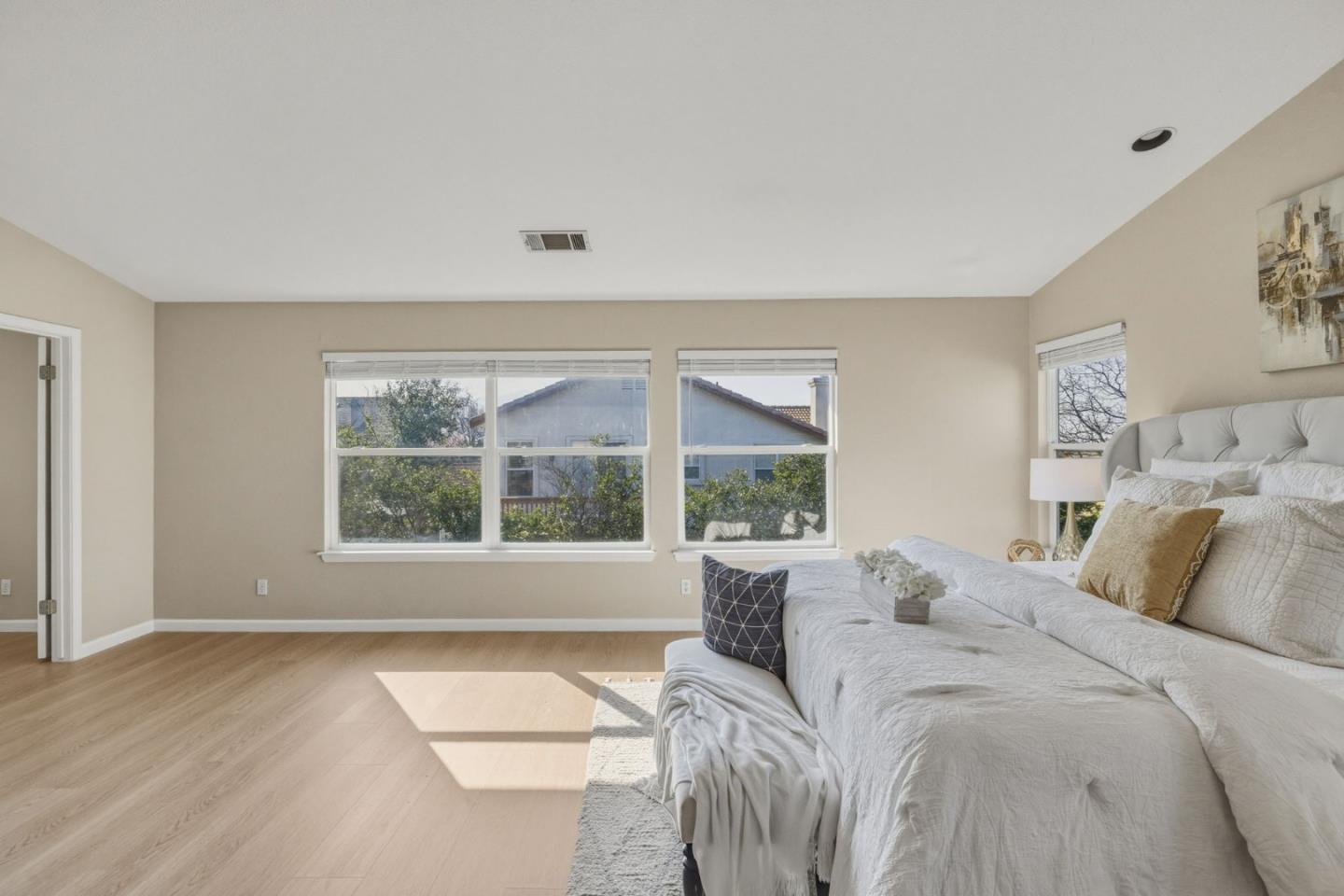 Detail Gallery Image 36 of 68 For 102 Forest Hill Dr, Clayton,  CA 94517 - 5 Beds | 3 Baths