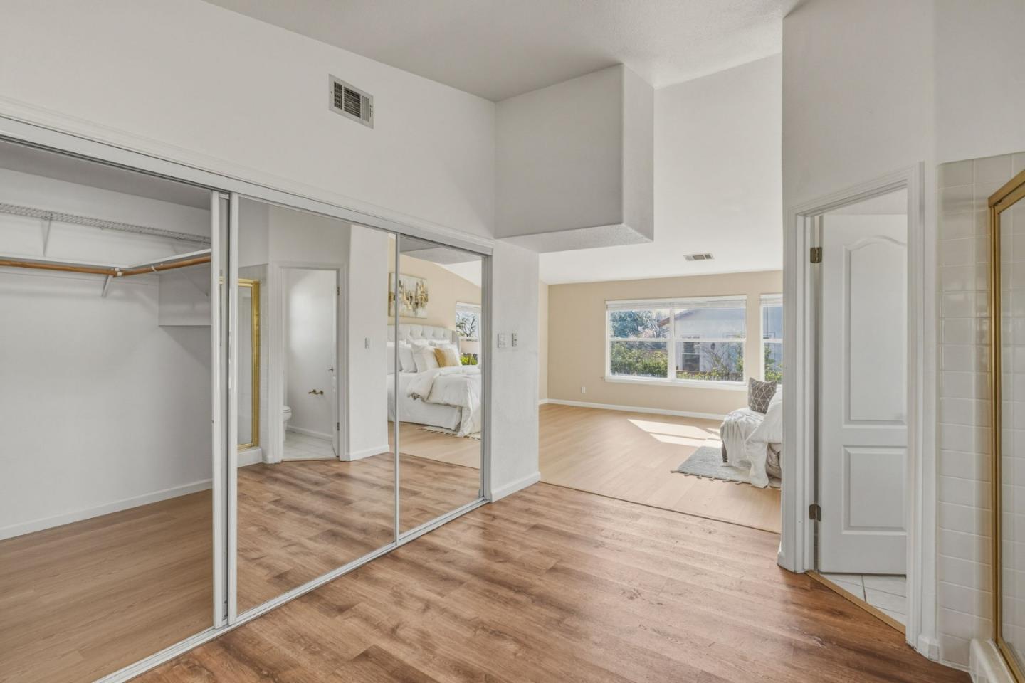 Detail Gallery Image 40 of 68 For 102 Forest Hill Dr, Clayton,  CA 94517 - 5 Beds | 3 Baths