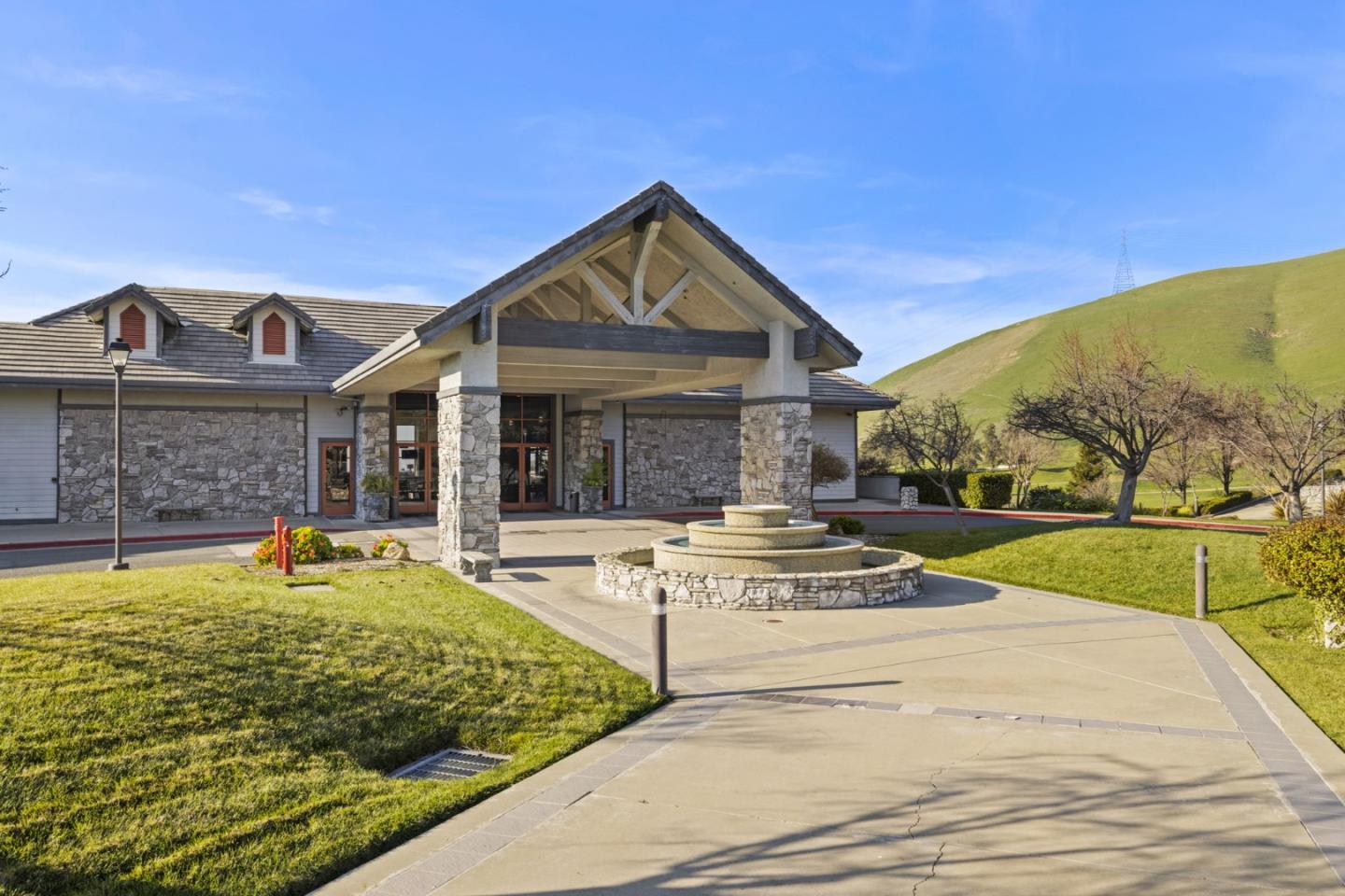 Detail Gallery Image 64 of 68 For 102 Forest Hill Dr, Clayton,  CA 94517 - 5 Beds | 3 Baths