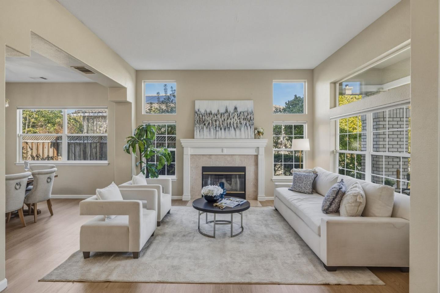 Detail Gallery Image 7 of 68 For 102 Forest Hill Dr, Clayton,  CA 94517 - 5 Beds | 3 Baths