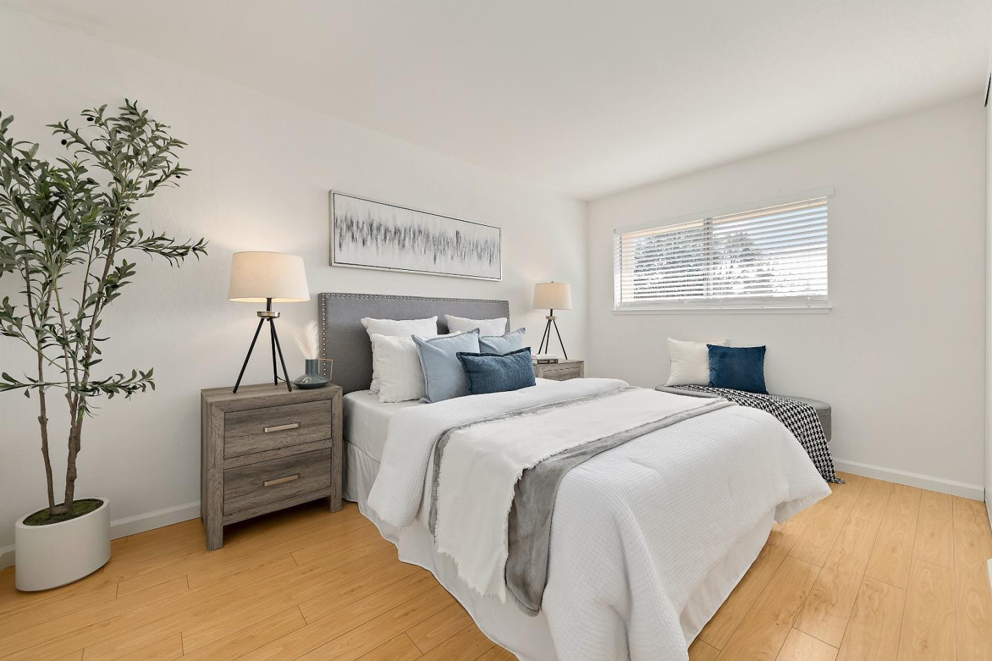 Detail Gallery Image 17 of 21 For 125 Connemara Way #104,  Sunnyvale,  CA 94087 - 2 Beds | 1/1 Baths