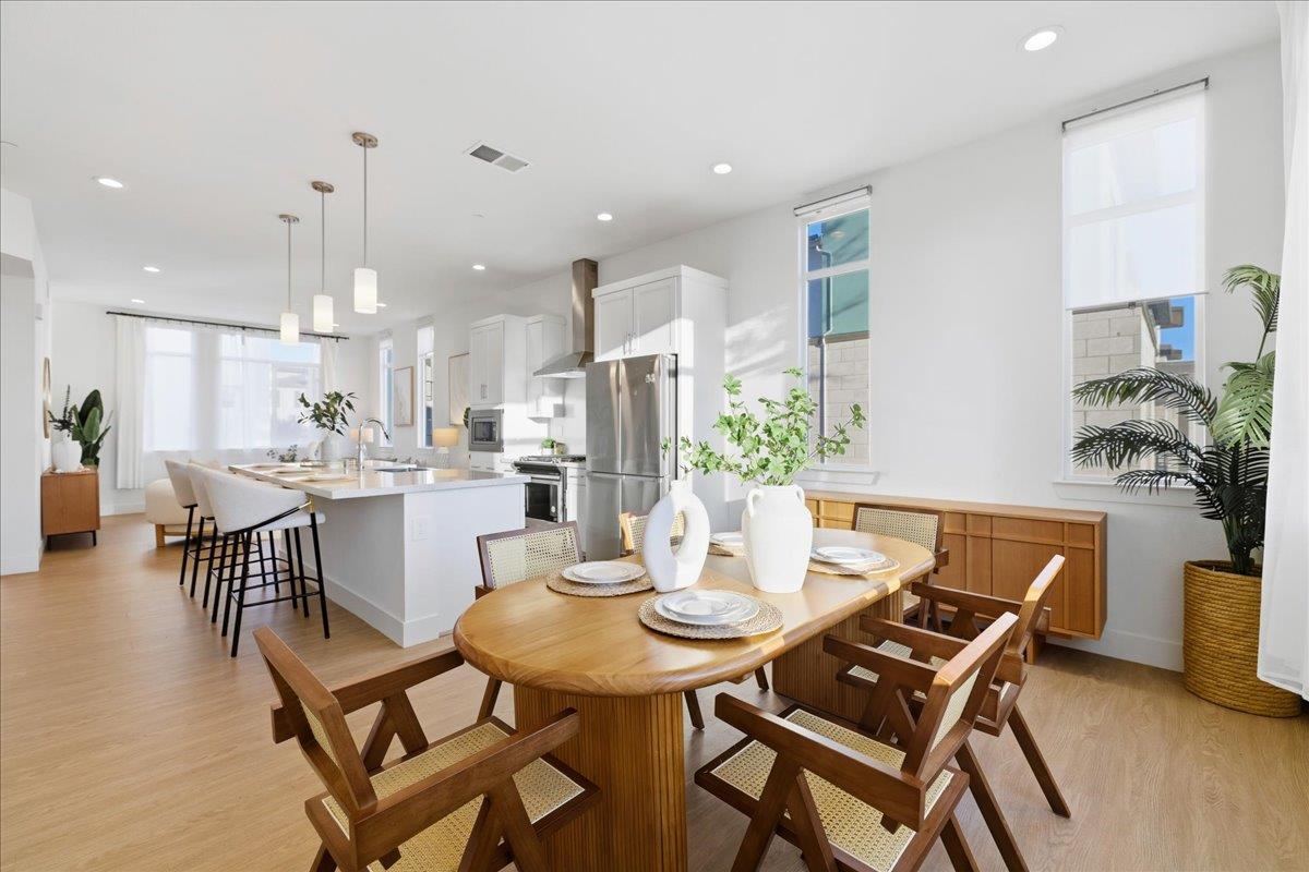 Detail Gallery Image 14 of 56 For 1121 Karlstad Dr, Sunnyvale,  CA 94089 - 3 Beds | 2/1 Baths