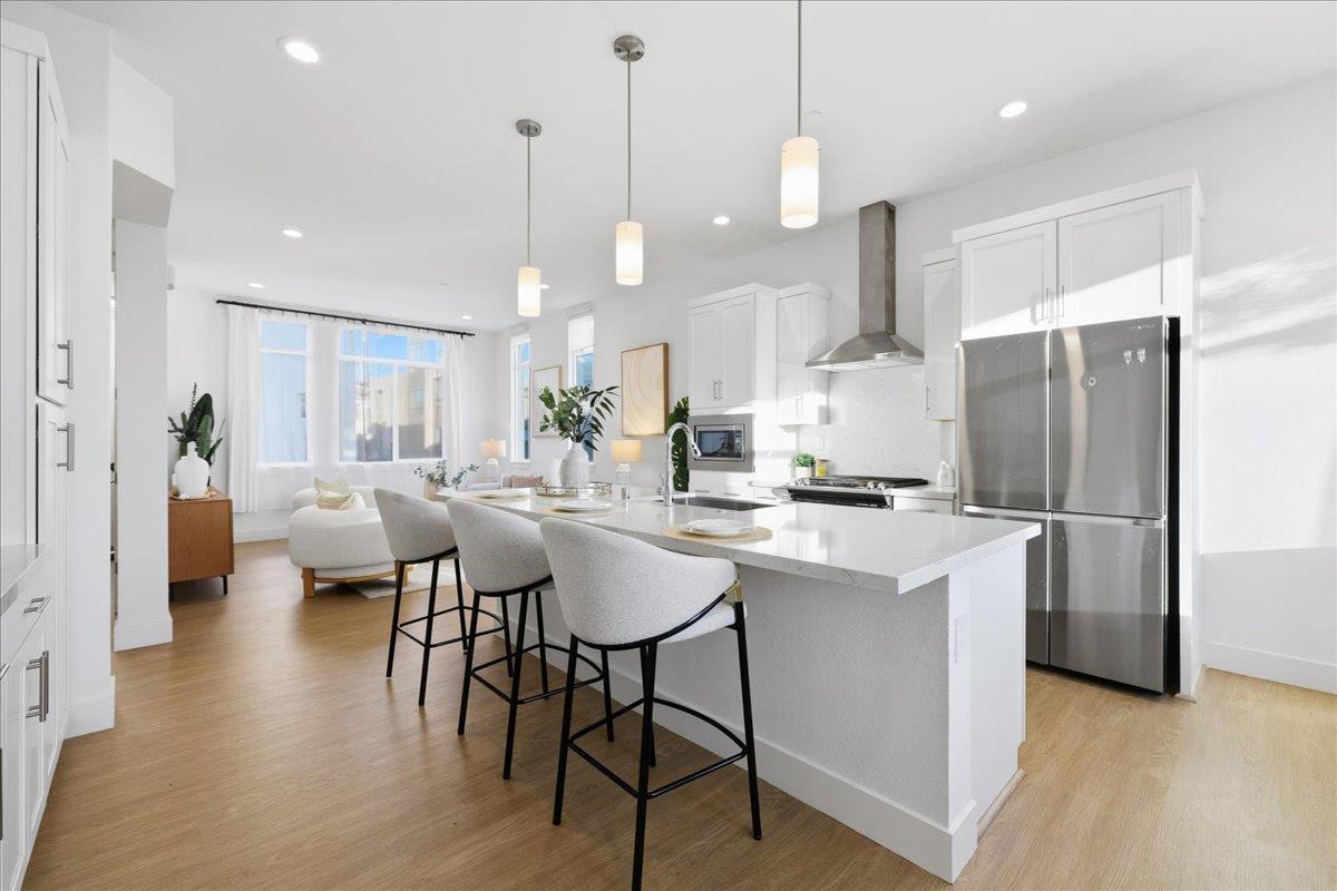 Detail Gallery Image 9 of 56 For 1121 Karlstad Dr, Sunnyvale,  CA 94089 - 3 Beds | 2/1 Baths