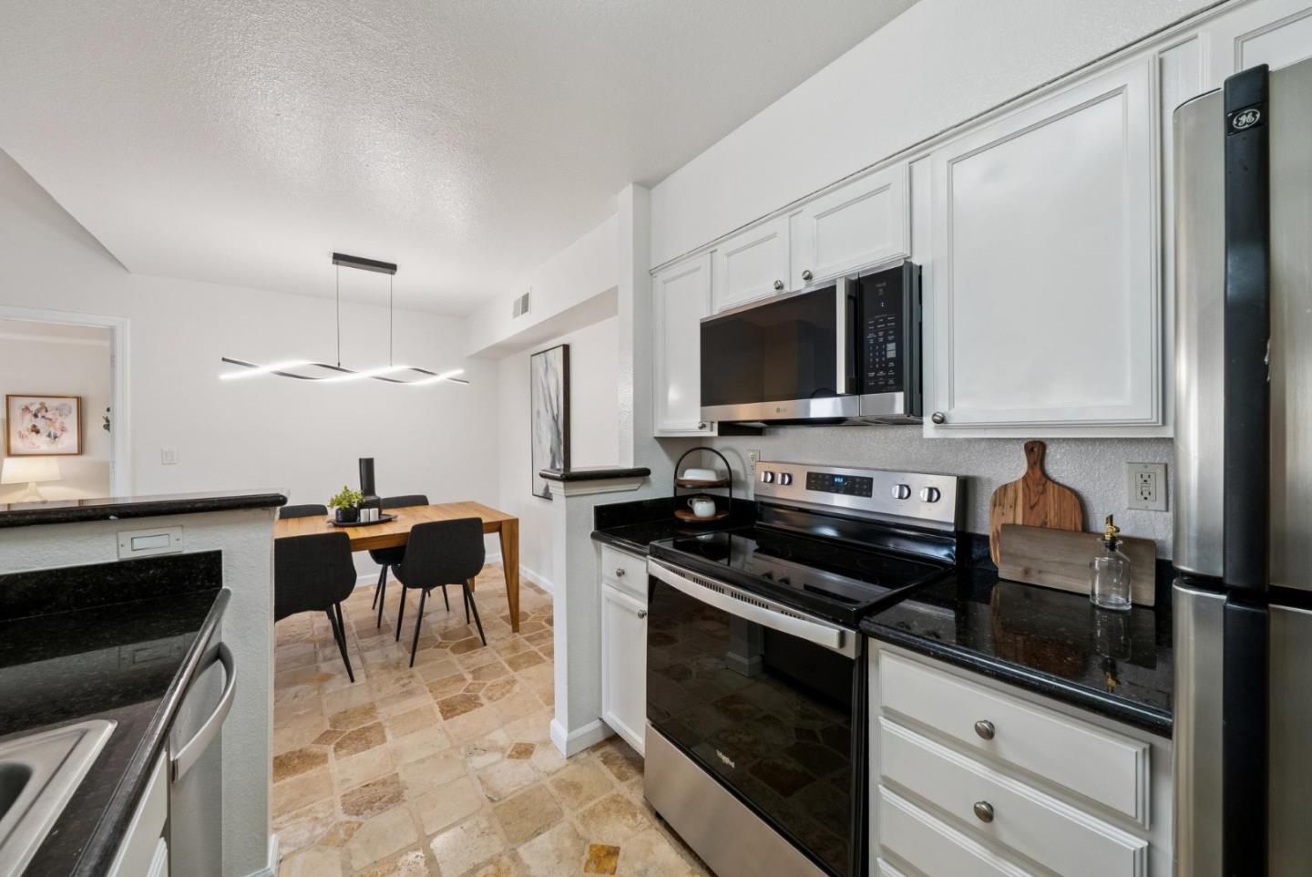 Detail Gallery Image 21 of 45 For 115 Reflections Dr #22,  San Ramon,  CA 94583 - 2 Beds | 2 Baths