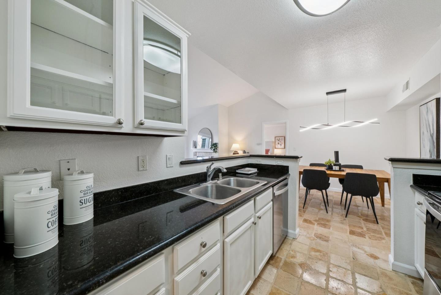 Detail Gallery Image 8 of 45 For 115 Reflections Dr #22,  San Ramon,  CA 94583 - 2 Beds | 2 Baths