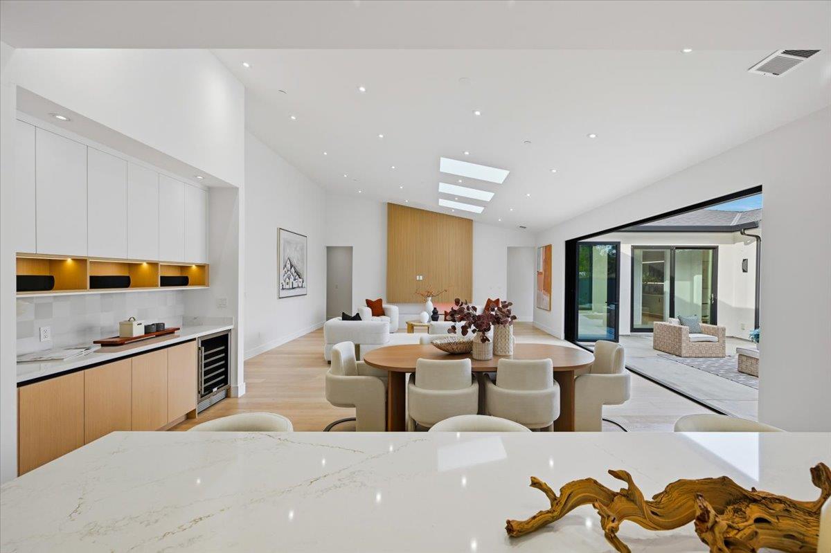 Detail Gallery Image 24 of 73 For 1340 Norman Dr, Sunnyvale,  CA 94087 - 5 Beds | 4/1 Baths