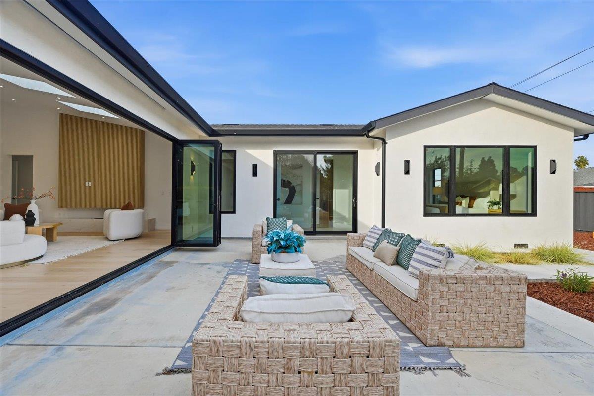 Detail Gallery Image 39 of 73 For 1340 Norman Dr, Sunnyvale,  CA 94087 - 5 Beds | 4/1 Baths