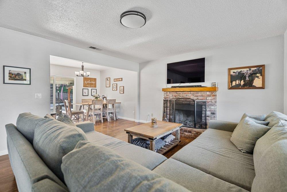 Detail Gallery Image 6 of 47 For 7501 Langley Canyon Rd, Salinas,  CA 93907 - 3 Beds | 2 Baths