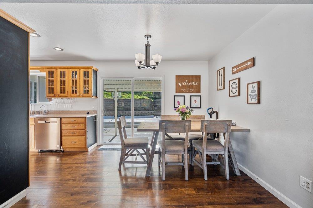 Detail Gallery Image 9 of 47 For 7501 Langley Canyon Rd, Salinas,  CA 93907 - 3 Beds | 2 Baths