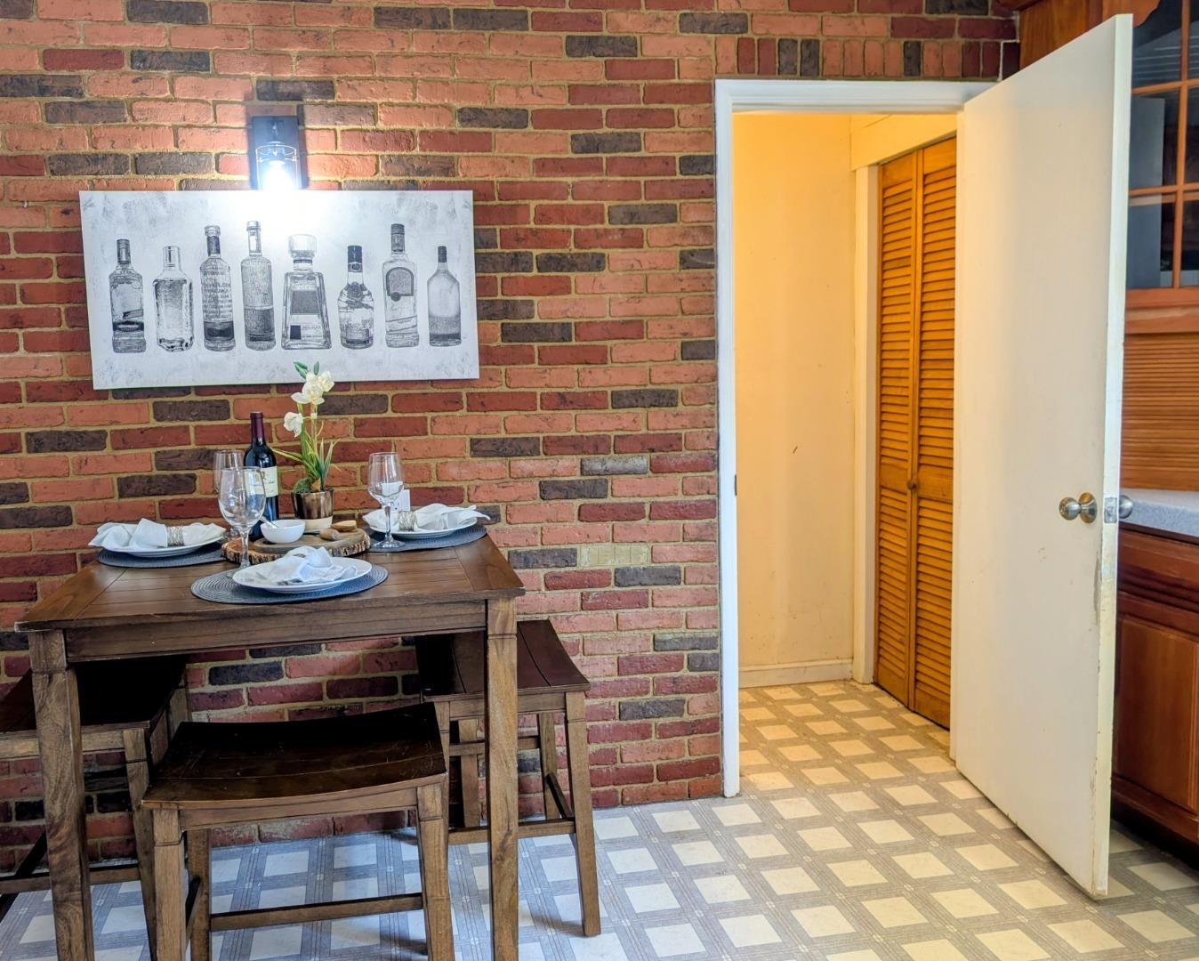 Detail Gallery Image 10 of 29 For 240 Lauren Ave, Pacifica,  CA 94044 - 3 Beds | 2 Baths