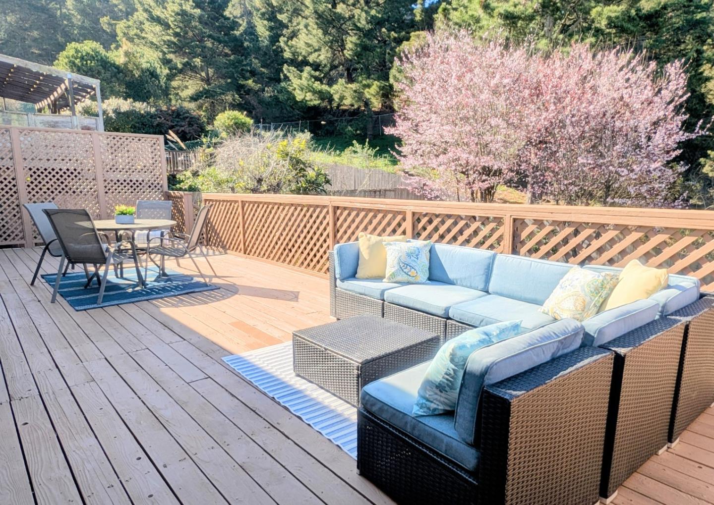 Detail Gallery Image 22 of 29 For 240 Lauren Ave, Pacifica,  CA 94044 - 3 Beds | 2 Baths