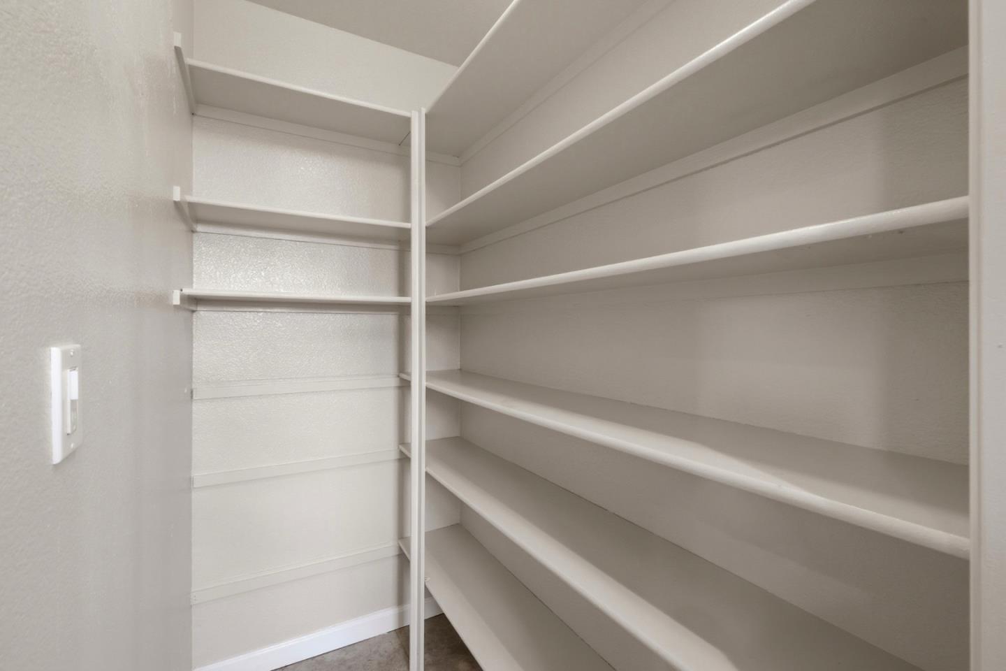 Detail Gallery Image 12 of 43 For 2027 Koopmans Ave, Santa Cruz,  CA 95062 - 3 Beds | 2 Baths