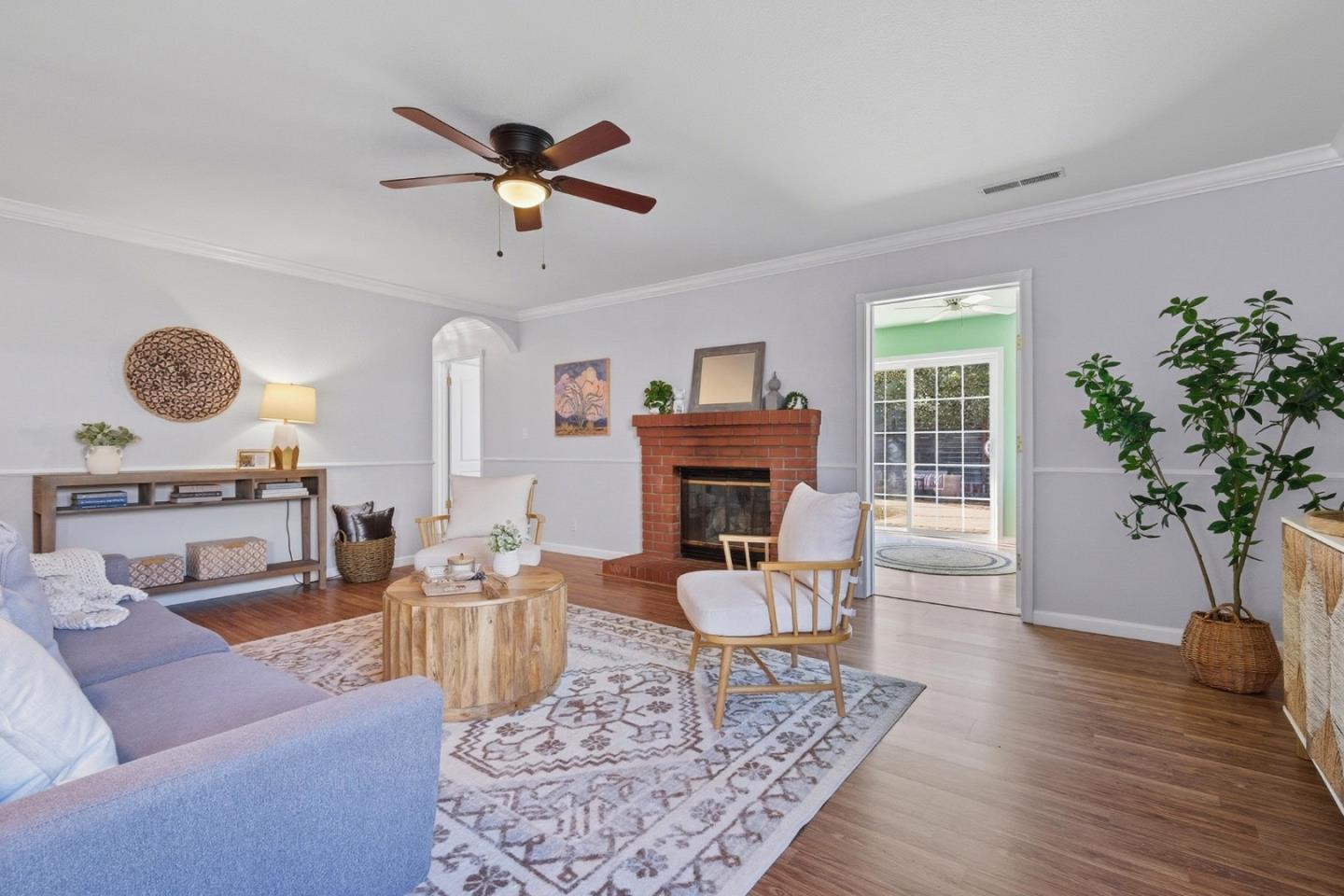 Detail Gallery Image 15 of 43 For 2027 Koopmans Ave, Santa Cruz,  CA 95062 - 3 Beds | 2 Baths