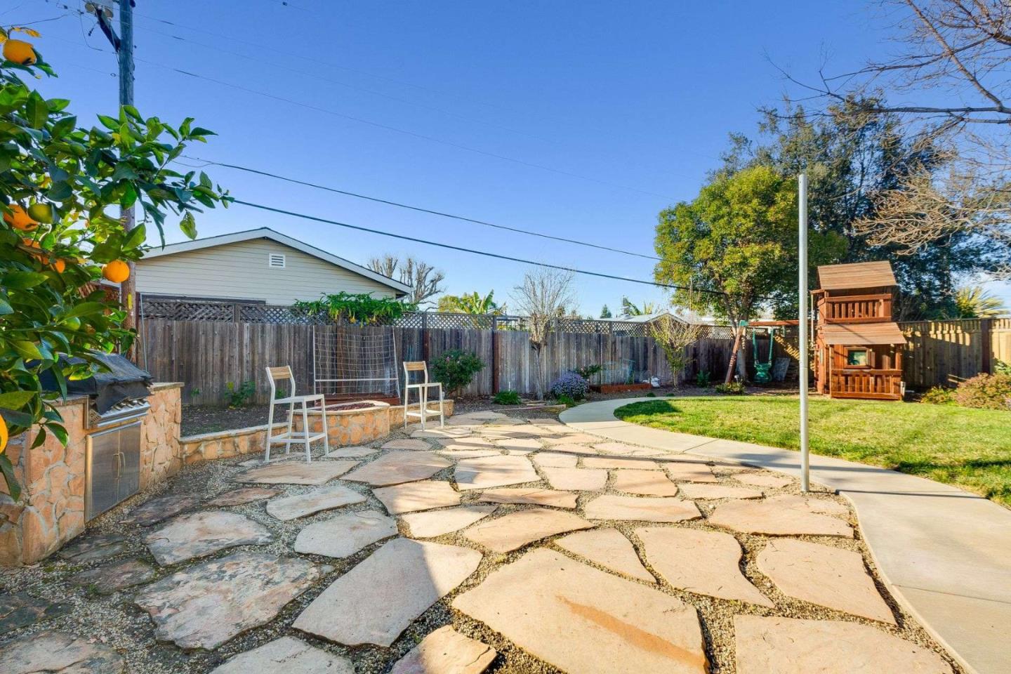 Detail Gallery Image 36 of 50 For 1063 Ginger Ln, San Jose,  CA 95128 - 4 Beds | 2/1 Baths